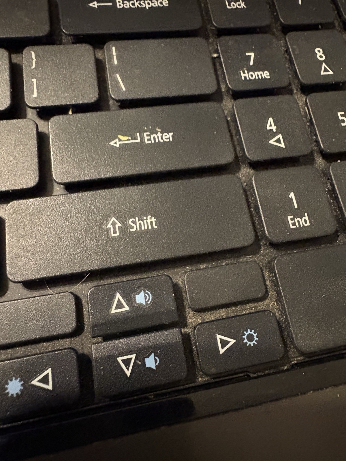 Acer Aspire AS5253-BZ602 Laptop AMD Quad-Core FOR PARTS OR REPAIR