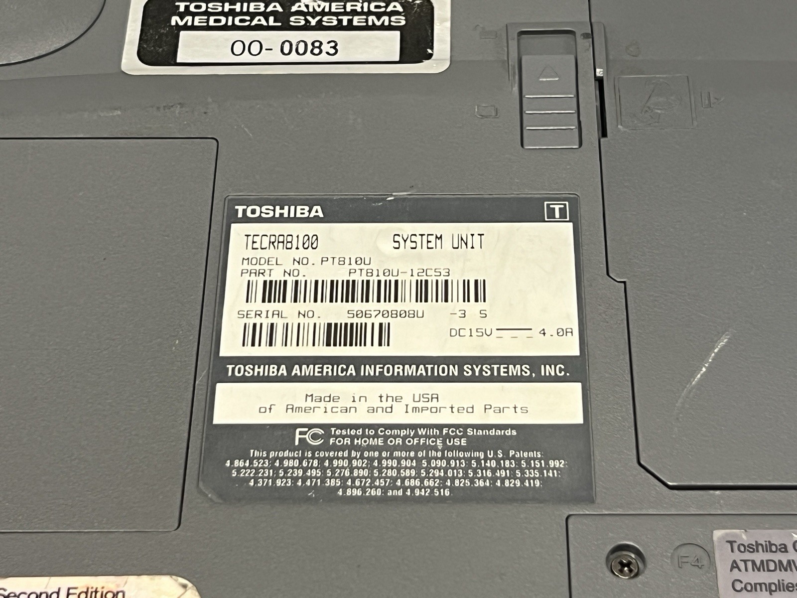 Toshiba Tecra 8100 14.1″ Pentium III Laptop – For Parts Untested