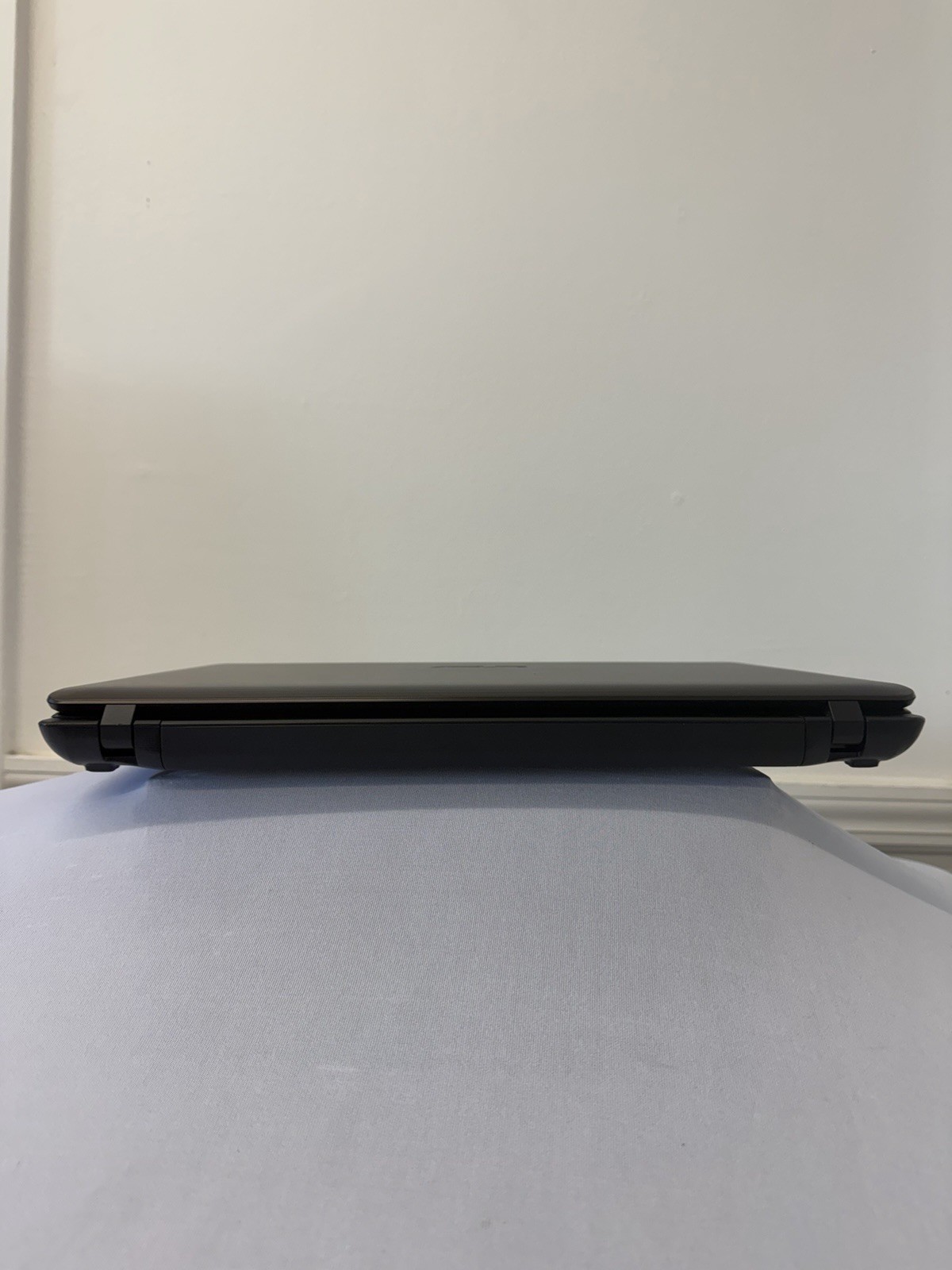 Asus K53E Laptop – Good Screen – Intel i5-2450M – Read Des