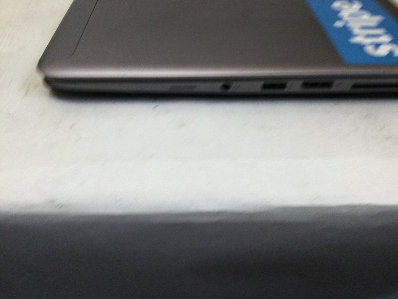 HP FOLIO 1040 – INTEL I7 vPRO – NO RAM – BOOTS TO BIOS – READ DESCRIPTION – BB!!