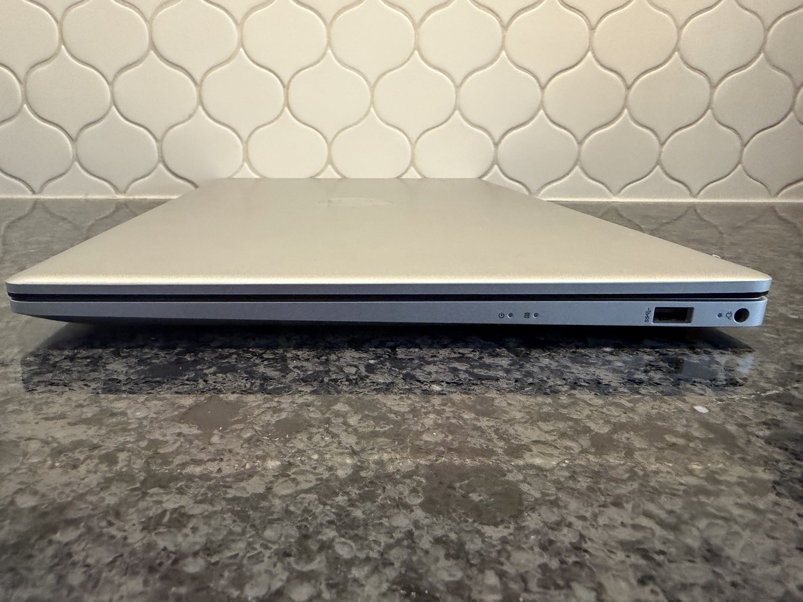 HP Laptop 17-cn2xxx. Intel(R) Core(TM) i5-1235U. 12Gb RAM. 500Gb NVMe SSD. Works