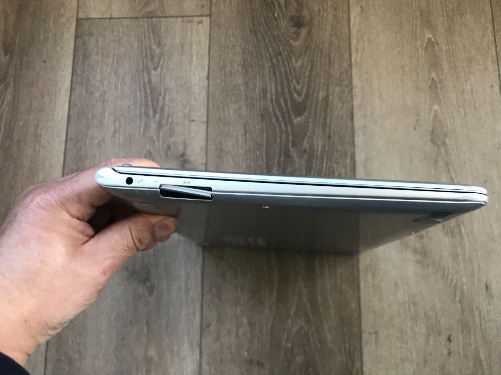 Samsung XE303C12-A01US 11.6″ 5 Dual Core 1.70GHz 2GB 16GB Chromebook