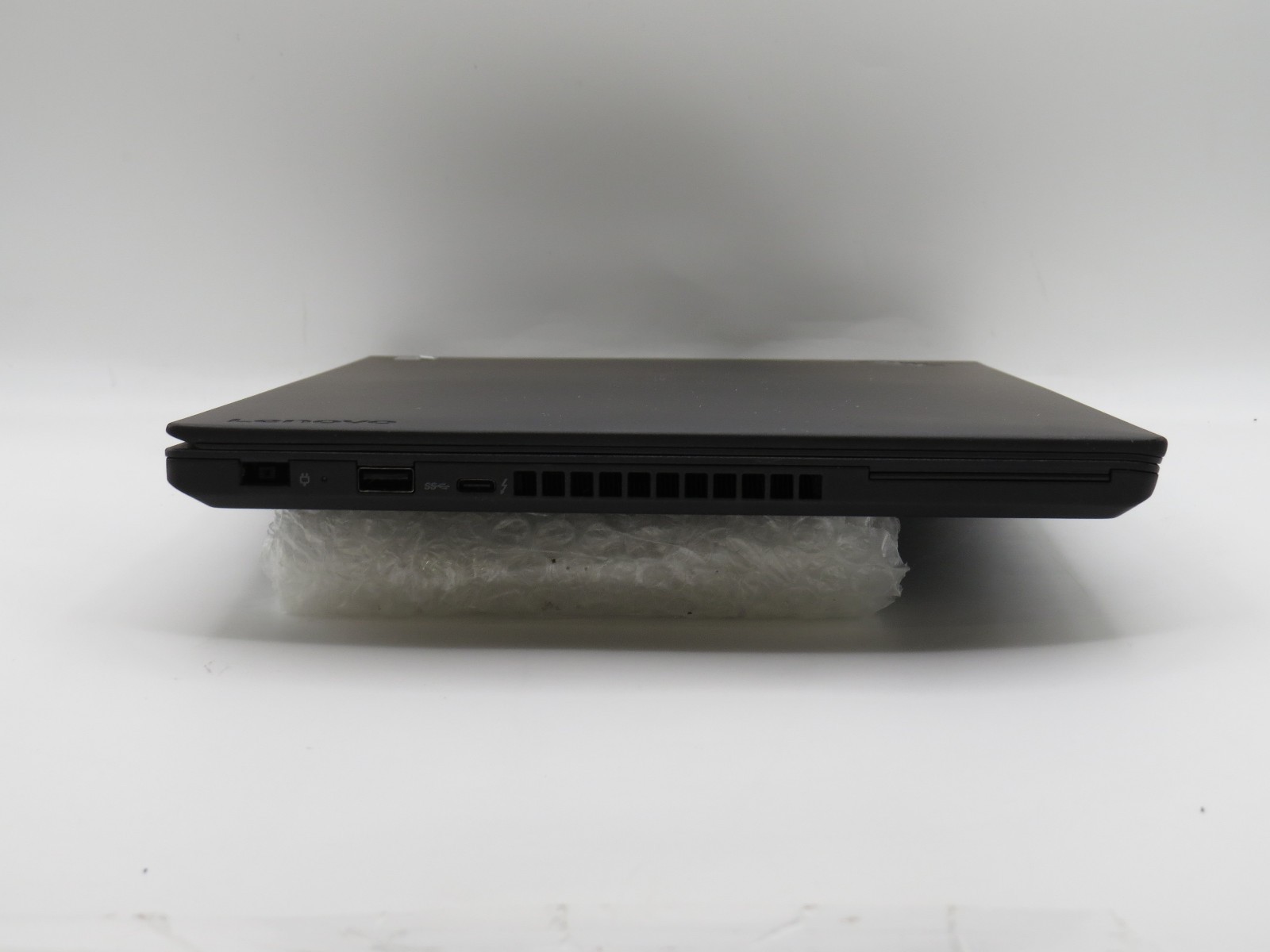 i7-6500U @ 2.5Ghz 16GB DDR4 HD 520 14″ display No OS / HDD / AC *PARTS*