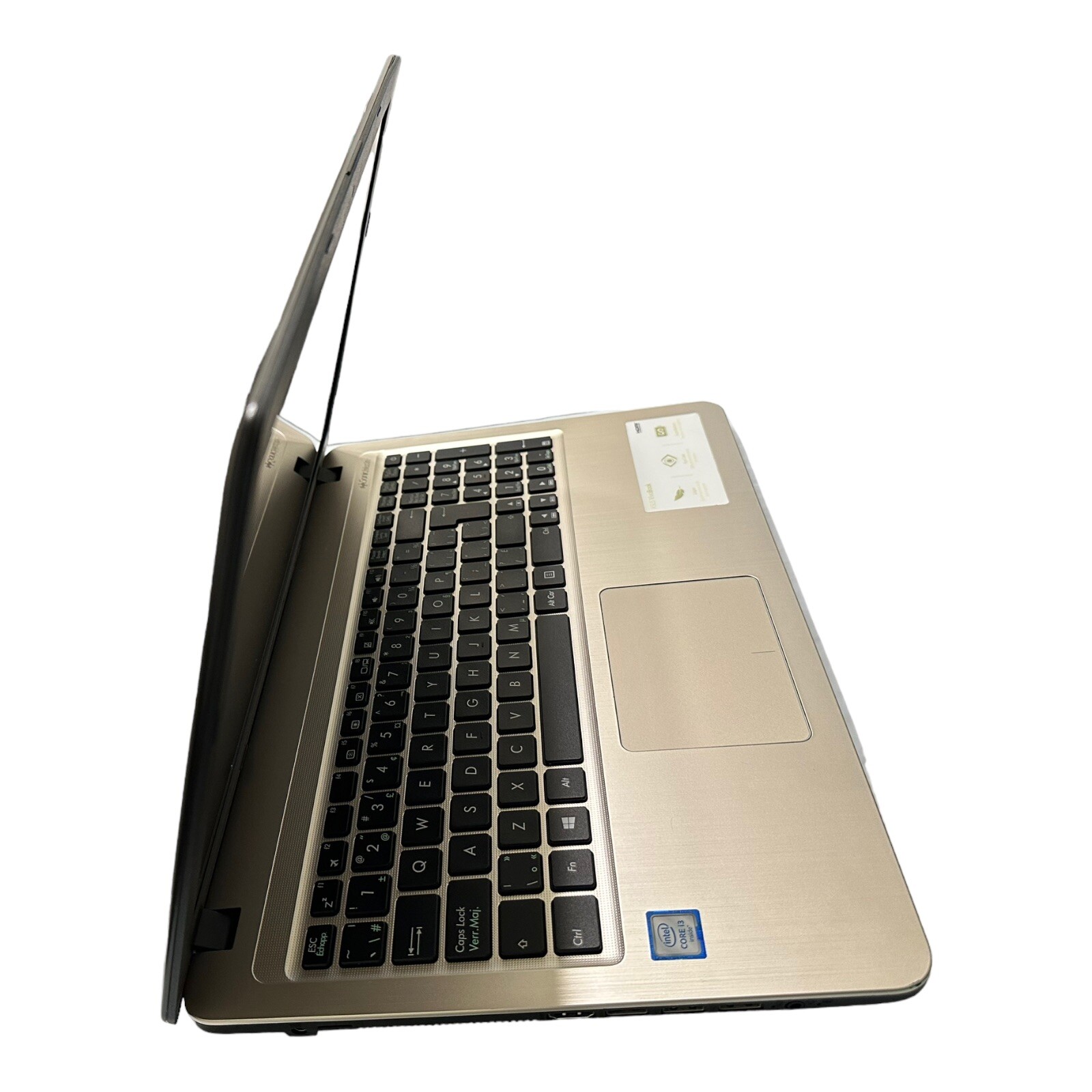 Asus VivoBook X540UA-BS31-CB 15.6-inch (2016) – Core i3-6006U – 8 GB