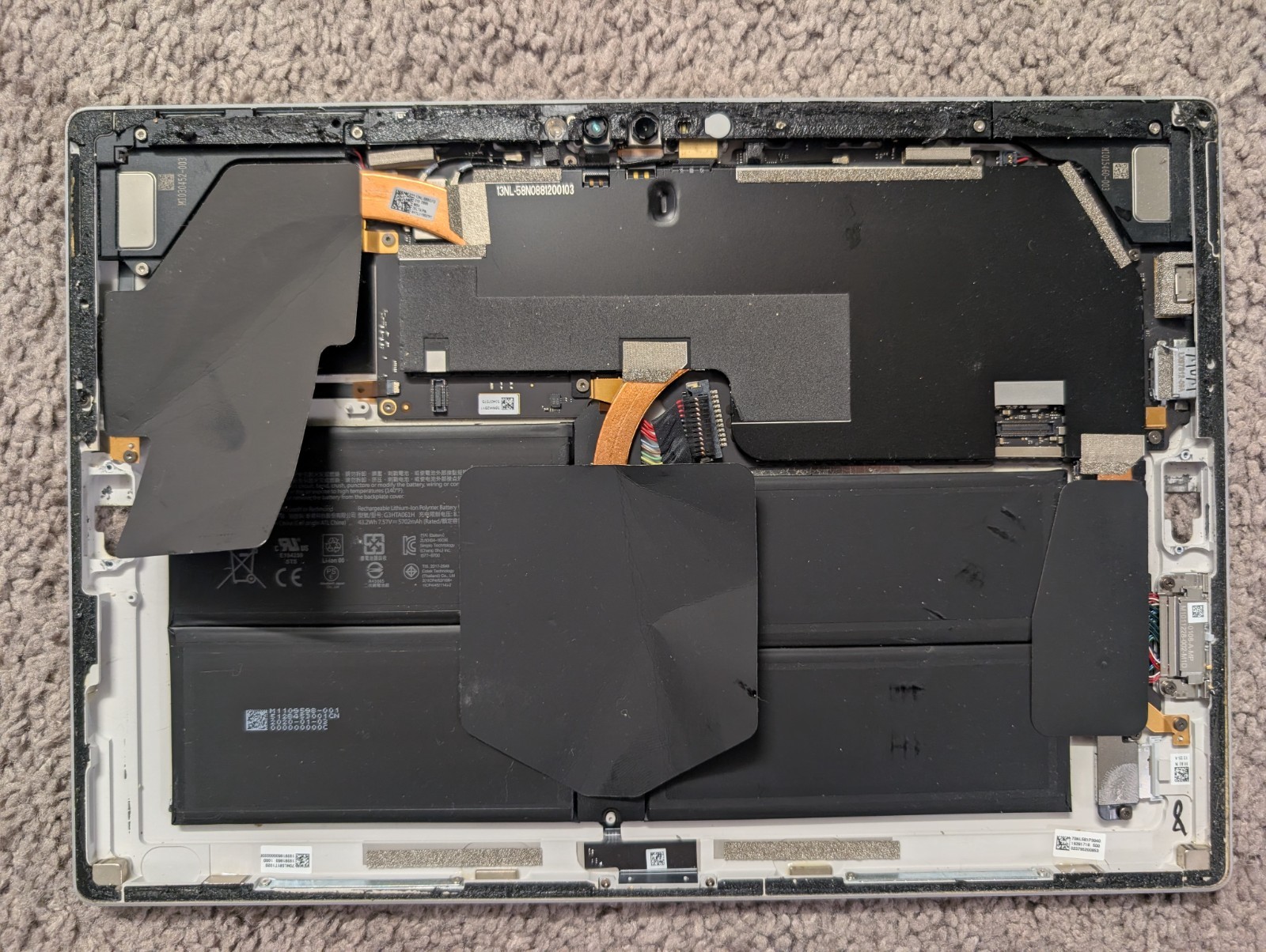 Microsoft Surface Pro 7 1866 i5-1135G4, 8GB RAM, 128GB SSD – PARTS-READ!