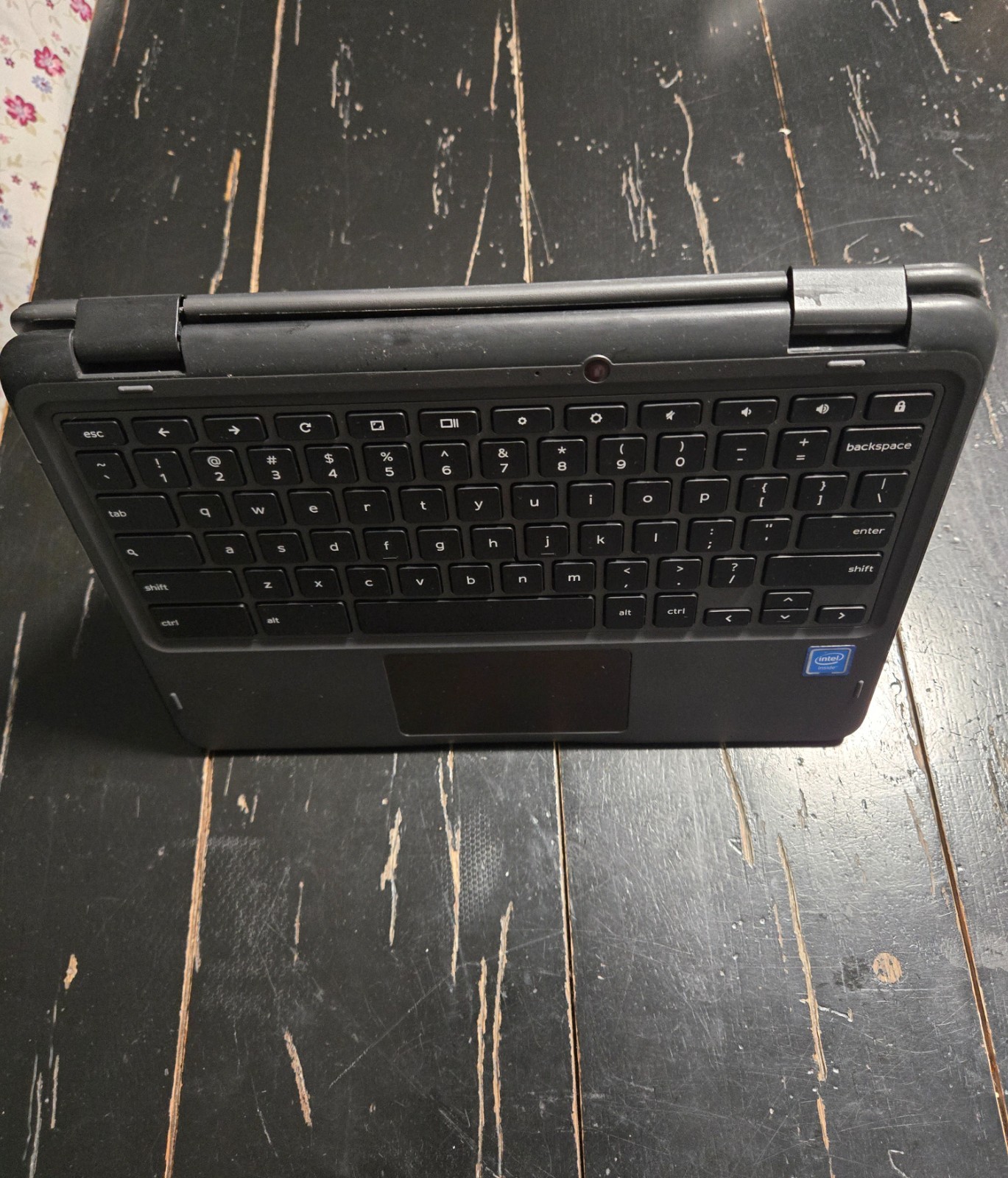 Dell Chromebook 3100 2- in 1 WFC WiFi 4GB 32GB Black 4YPYWA00