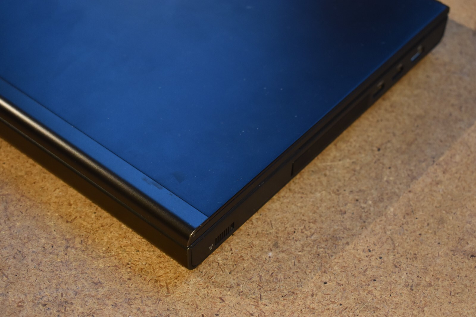 Dell Precision M6800 Quad Core i7-4810QM 16GB 256GB SSD Windows 7 NVidia K3100M