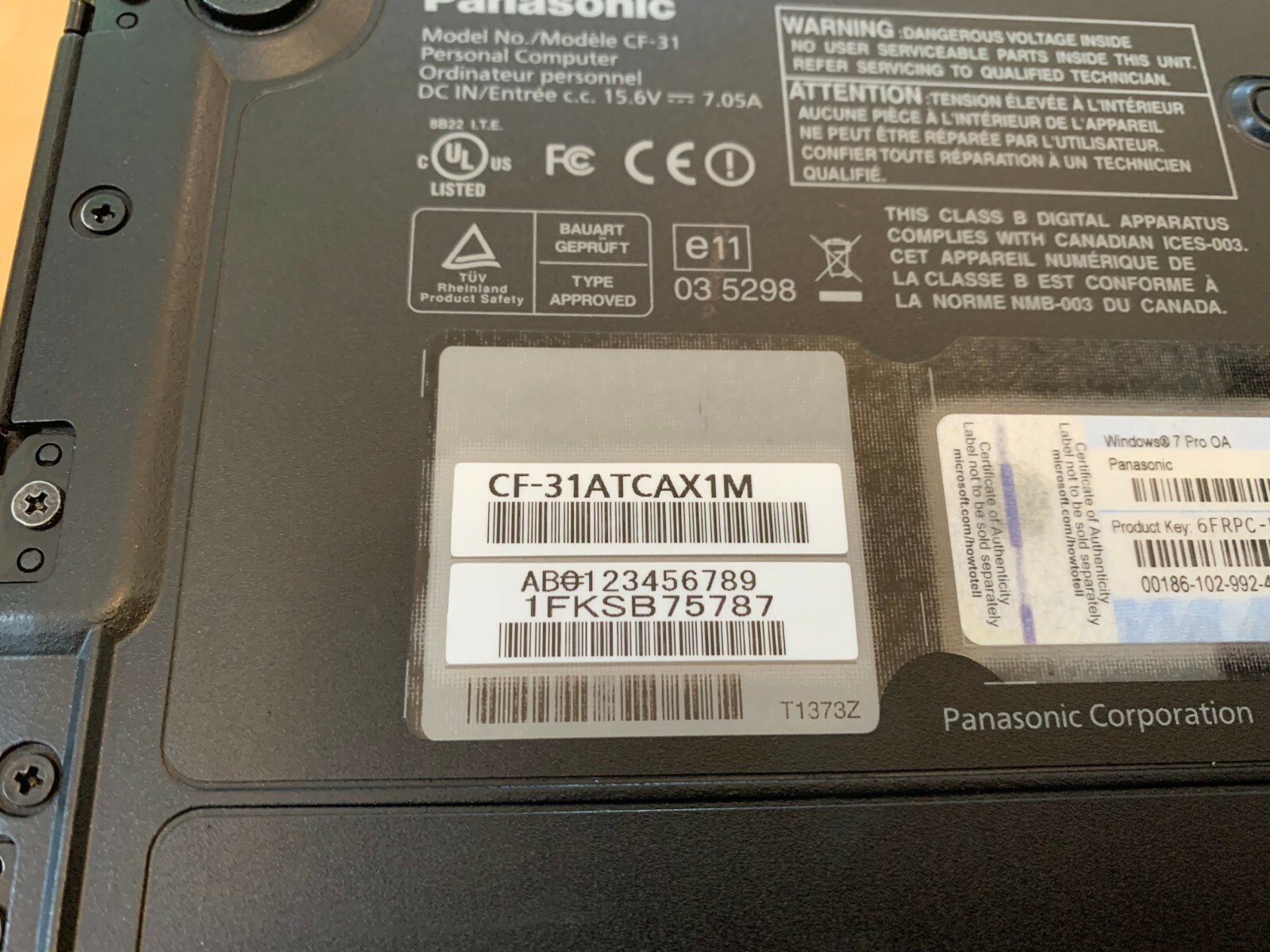 Panasonic toughbook CF-31 MK1 Core i5 2.4ghz 8GB 500GB DVDR-W Rugged Win7 Gobi