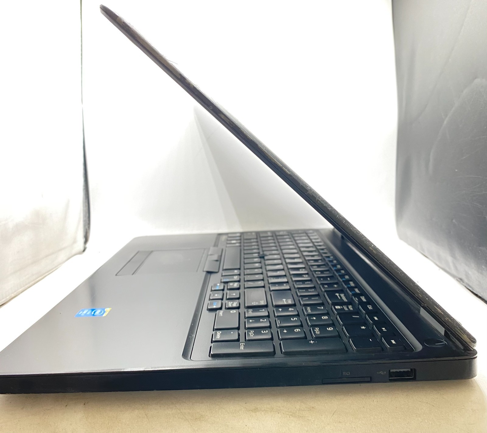 Dell Latitude E5550 15.6″ Laptop Intel Core i5-5200U @2.2GHz 8GB RAM 512GB SSD