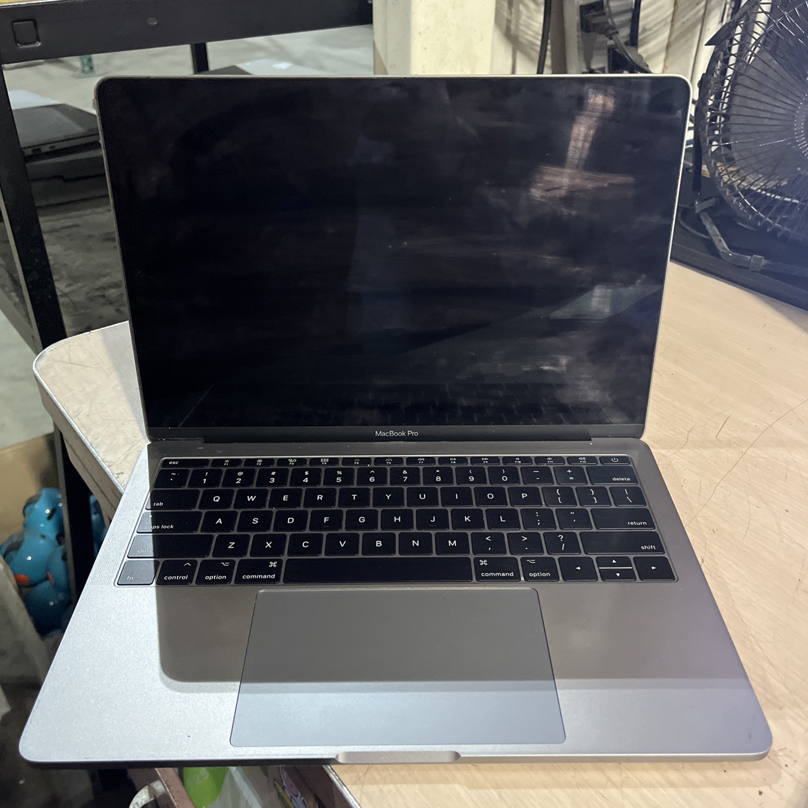 APPLE MACBOOK PRO 13″ MID-2017 CORE I5-7360U 2.3GHZ 8GB RAM NO HD