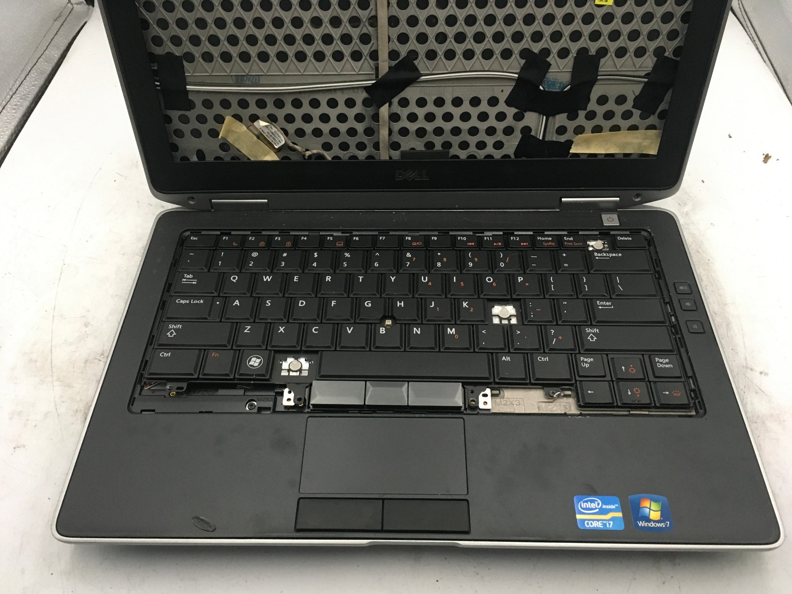 DELL LATITUDE E6330 – FOR PARTS / NO LCD – INTEL CORE I7 – READ DESCRIPTION – BB