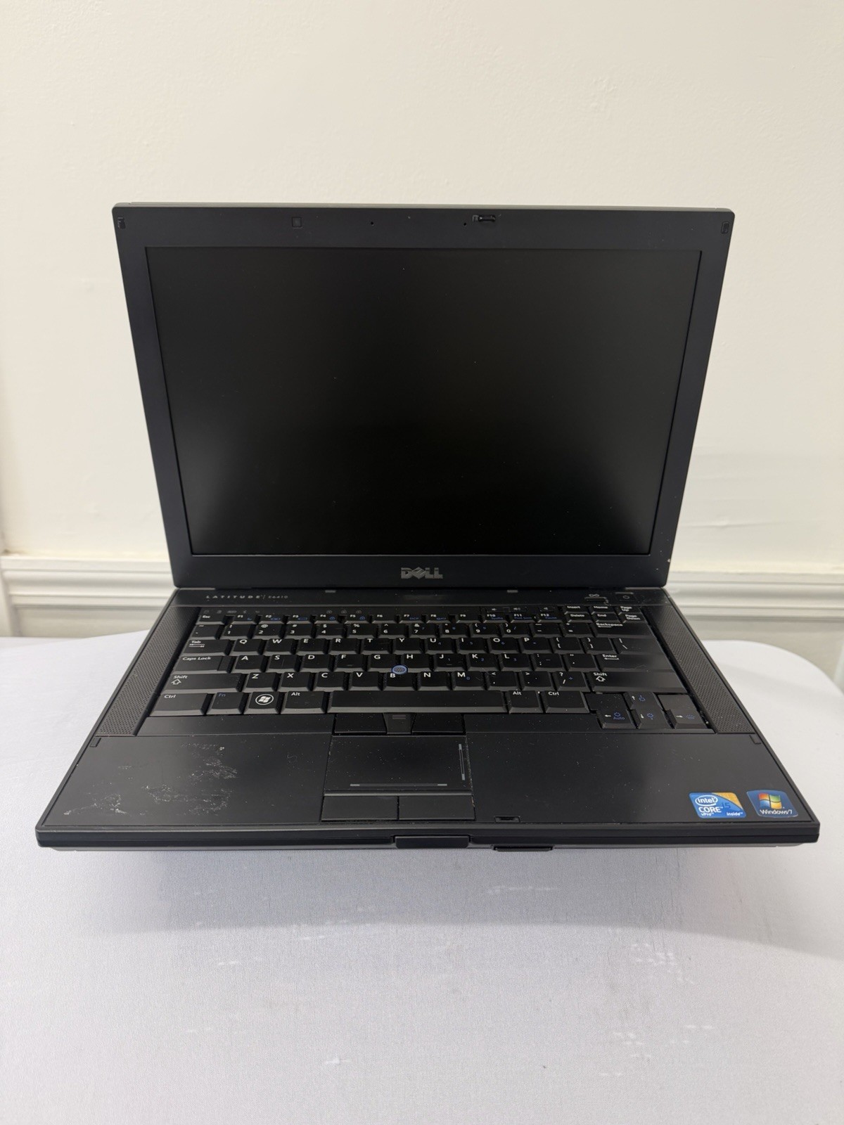 Dell Latitude E 6410 Laptop – Good Screen – Intel i5-M560 – Read Desc
