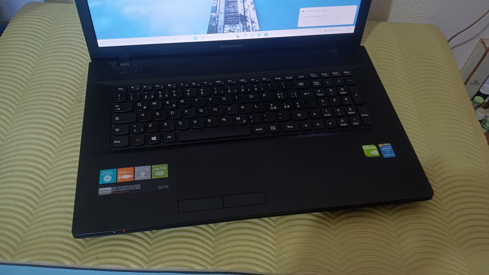 LENOVO G710 17.3″ 1600X900 8GB 256GB I5-4210M NVIDIA GT820M 1GB win11