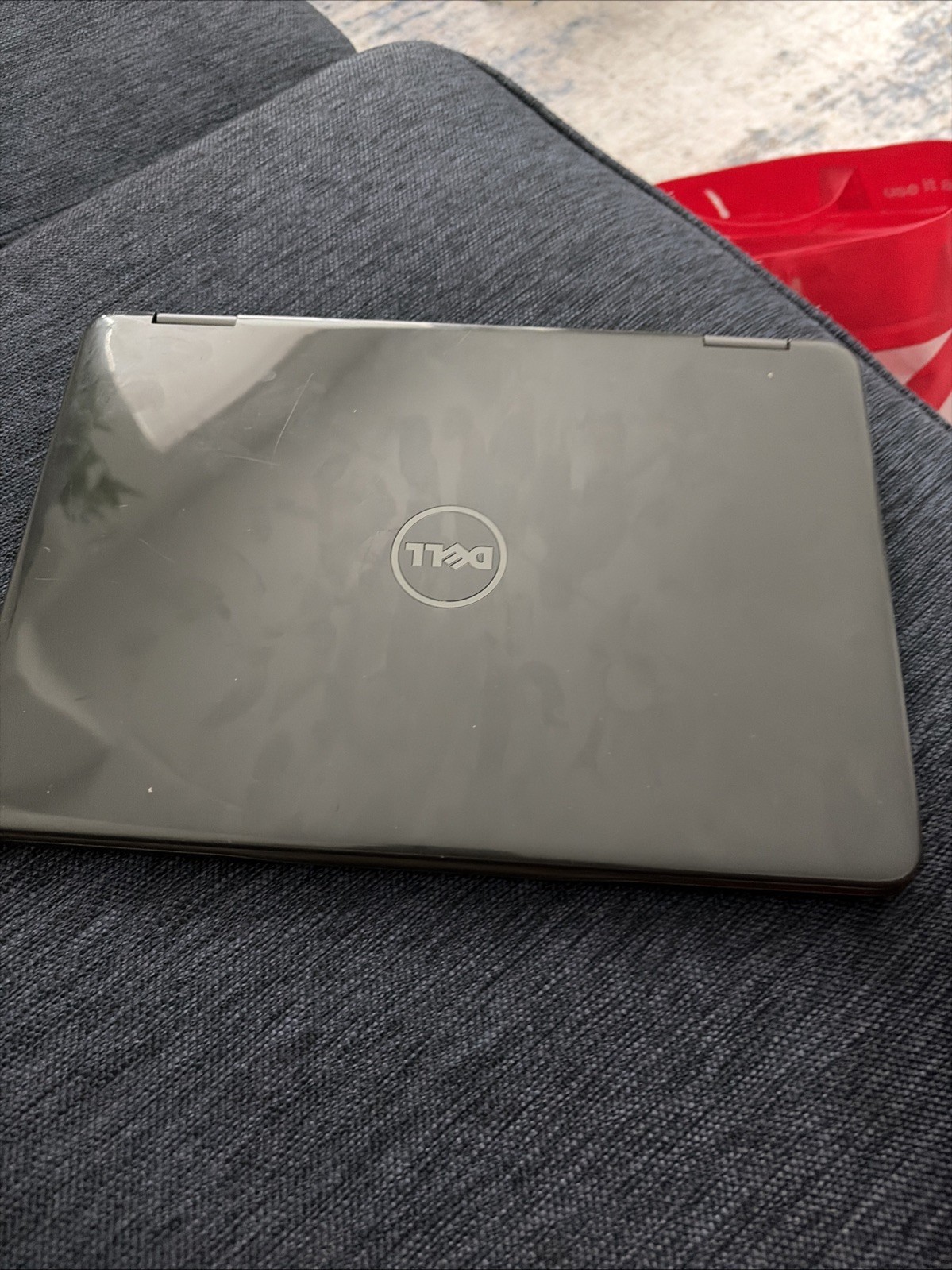Dell inspiron 11 3168 2-in-1 laptop 11.6″ Touchscreen 2GB Ram/32GB SSD/W10, Gray
