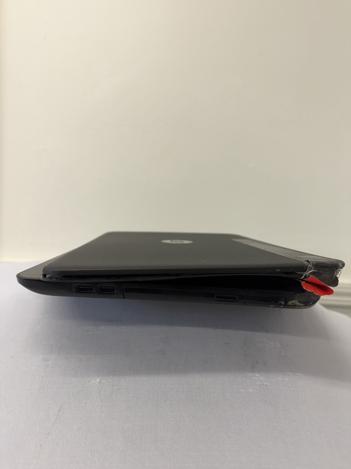 HP Notebook 15 Laptop – Good Screen – Intel Pentium N3540 – Read Desc