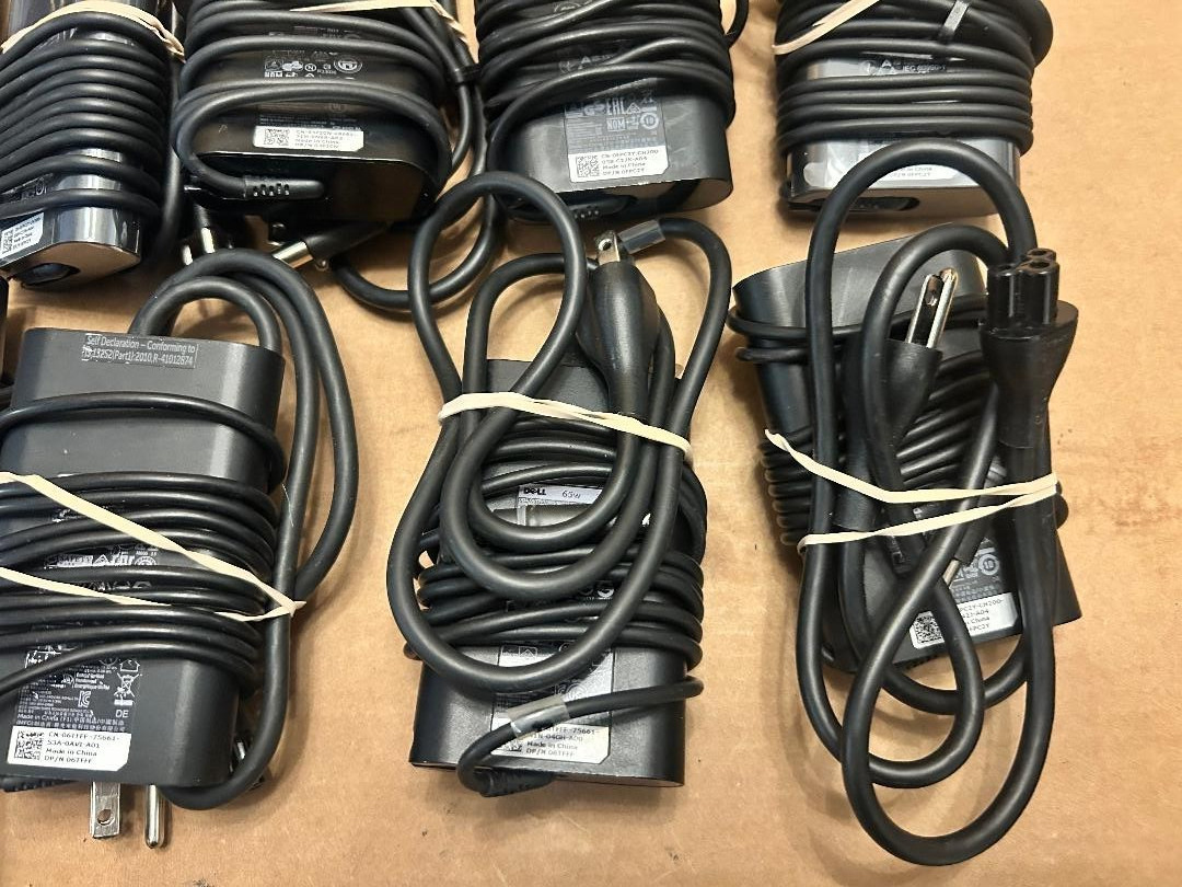 Qty.13 Dell 65W Laptop Adapters 03F1CN 0FPC2Y 06TFFF 0JNKWD