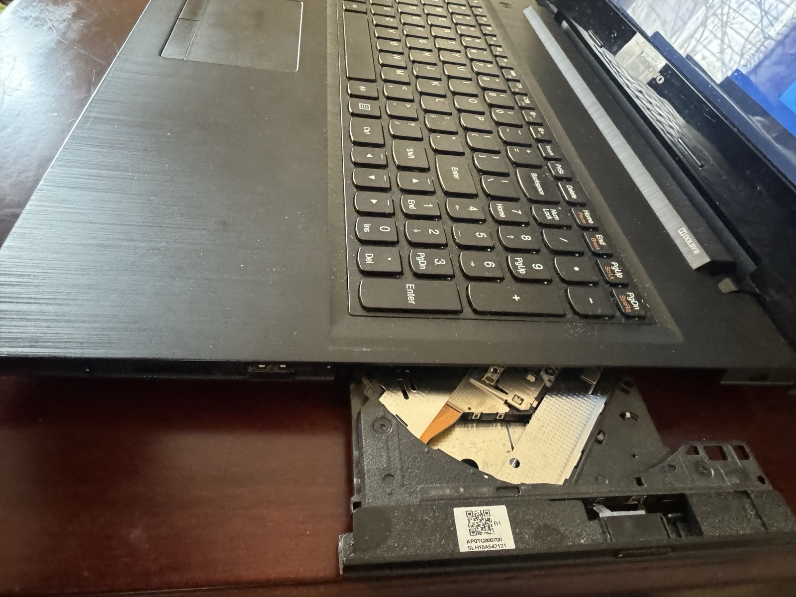 Excellent Factory Lenovo G50-80 80L0 15.6″ (Intel i3-4030U 1.90GHz, 4GB, Win 10)