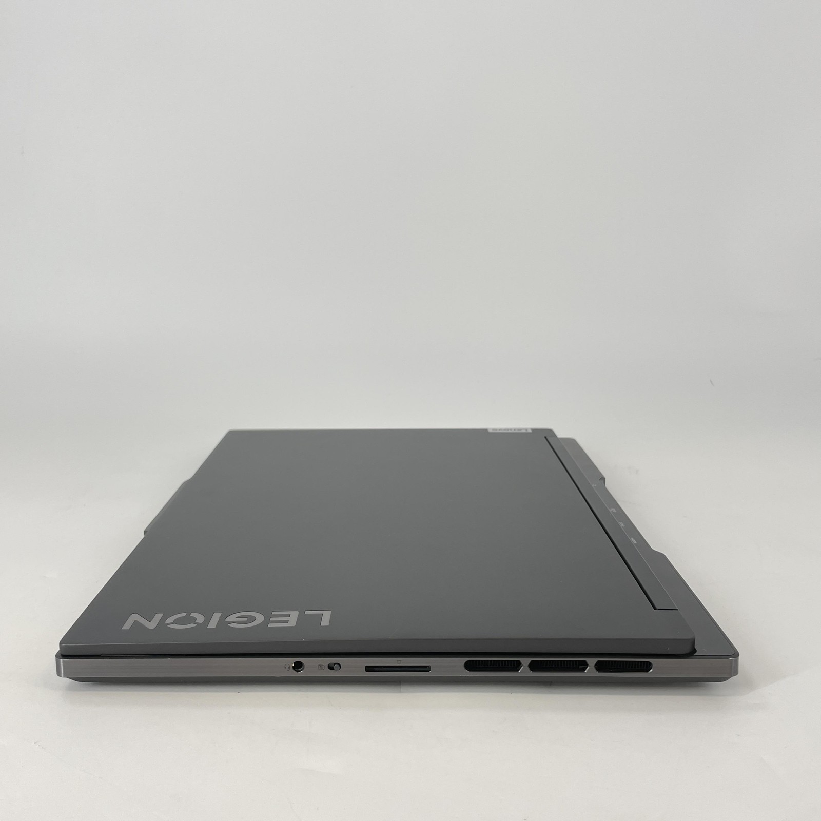 Lenovo Legion Slim 7 16 165Hz QHD+ Ryzen 9 6900HX 16GB 1TB RX 6800S FRAME GAP