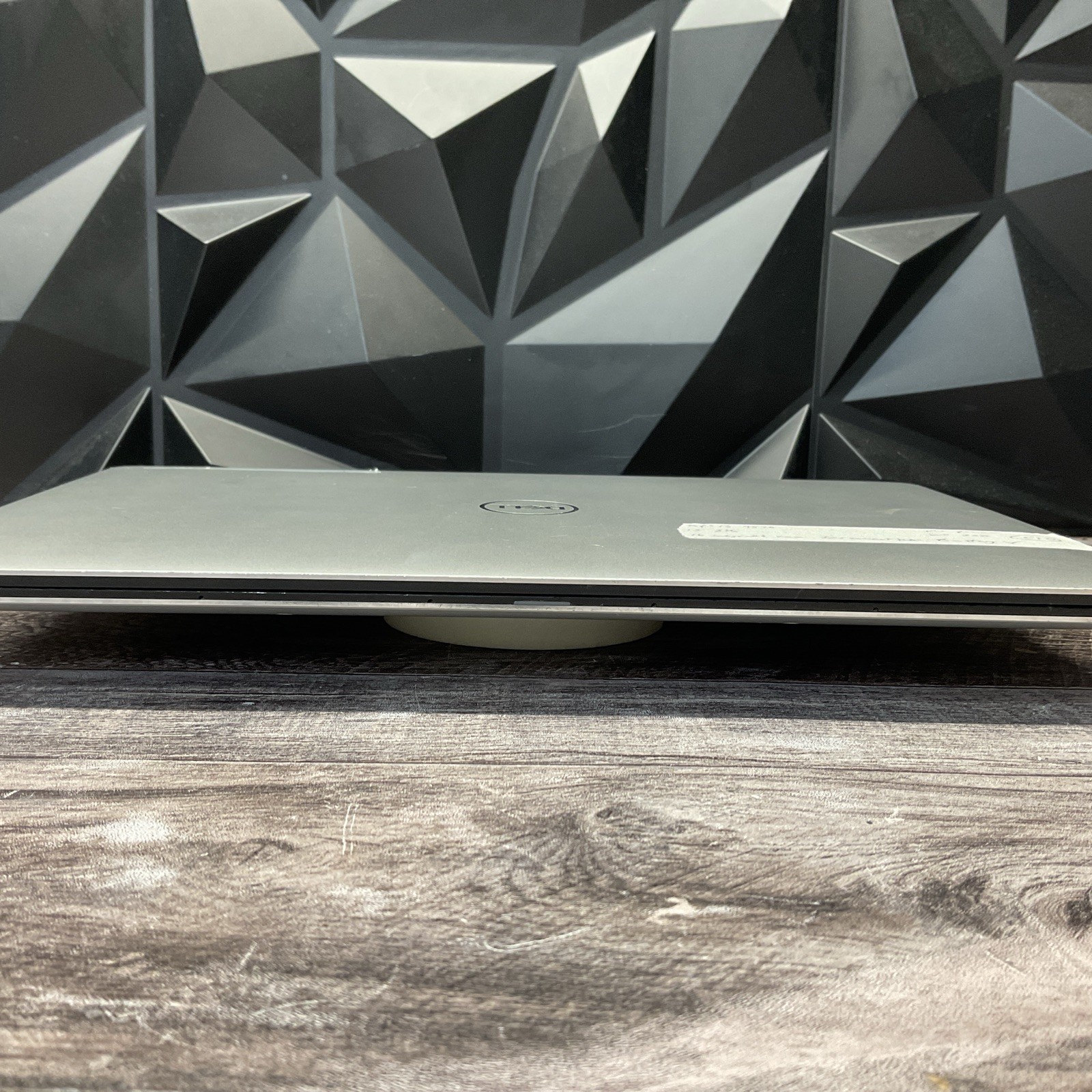 Dell XPS 13 9370 / i5 8th Gen / 16GB / No Power / No SSD / C10