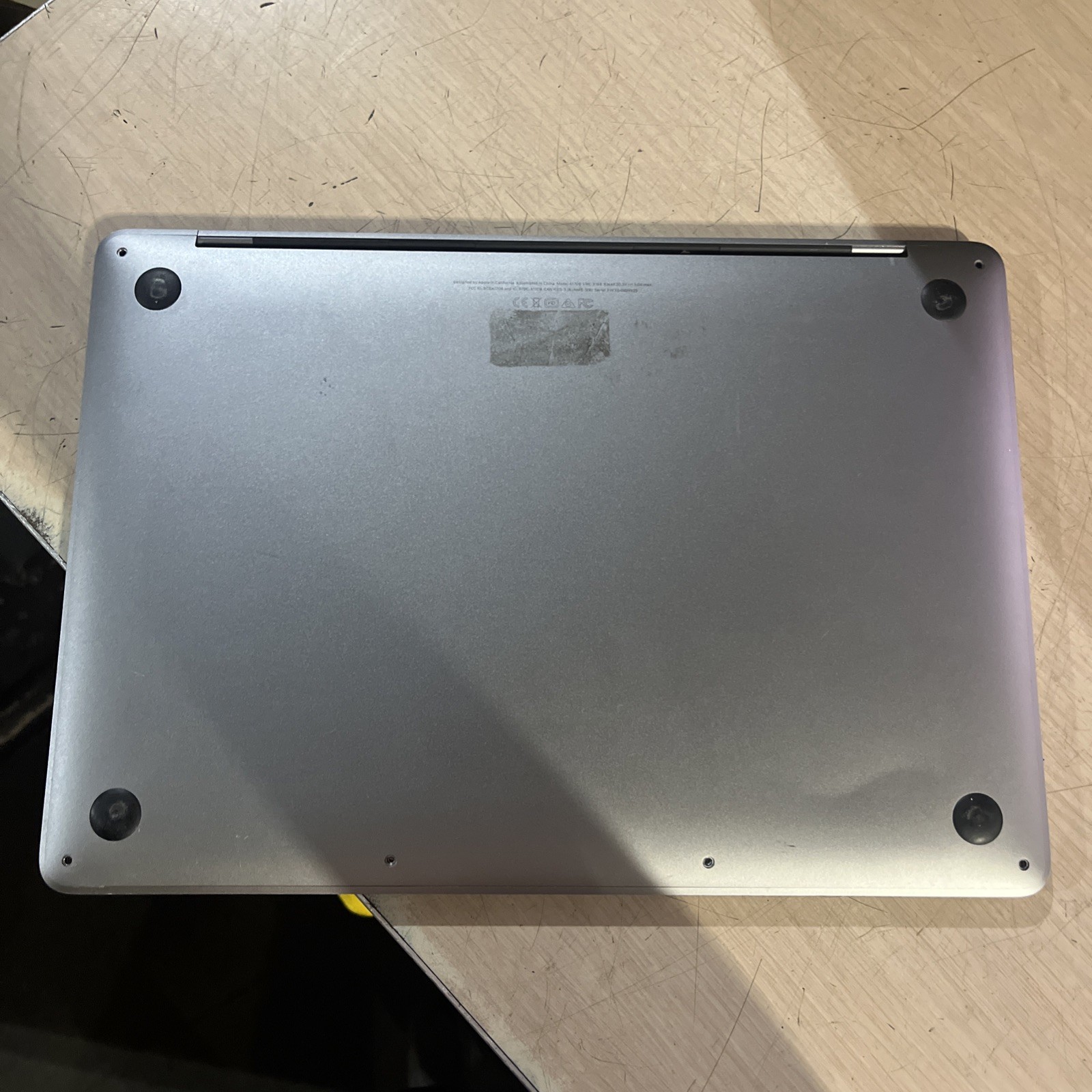 APPLE MACBOOK PRO 13″ MID-2017 CORE I5-7360U 2.3GHZ 8GB RAM