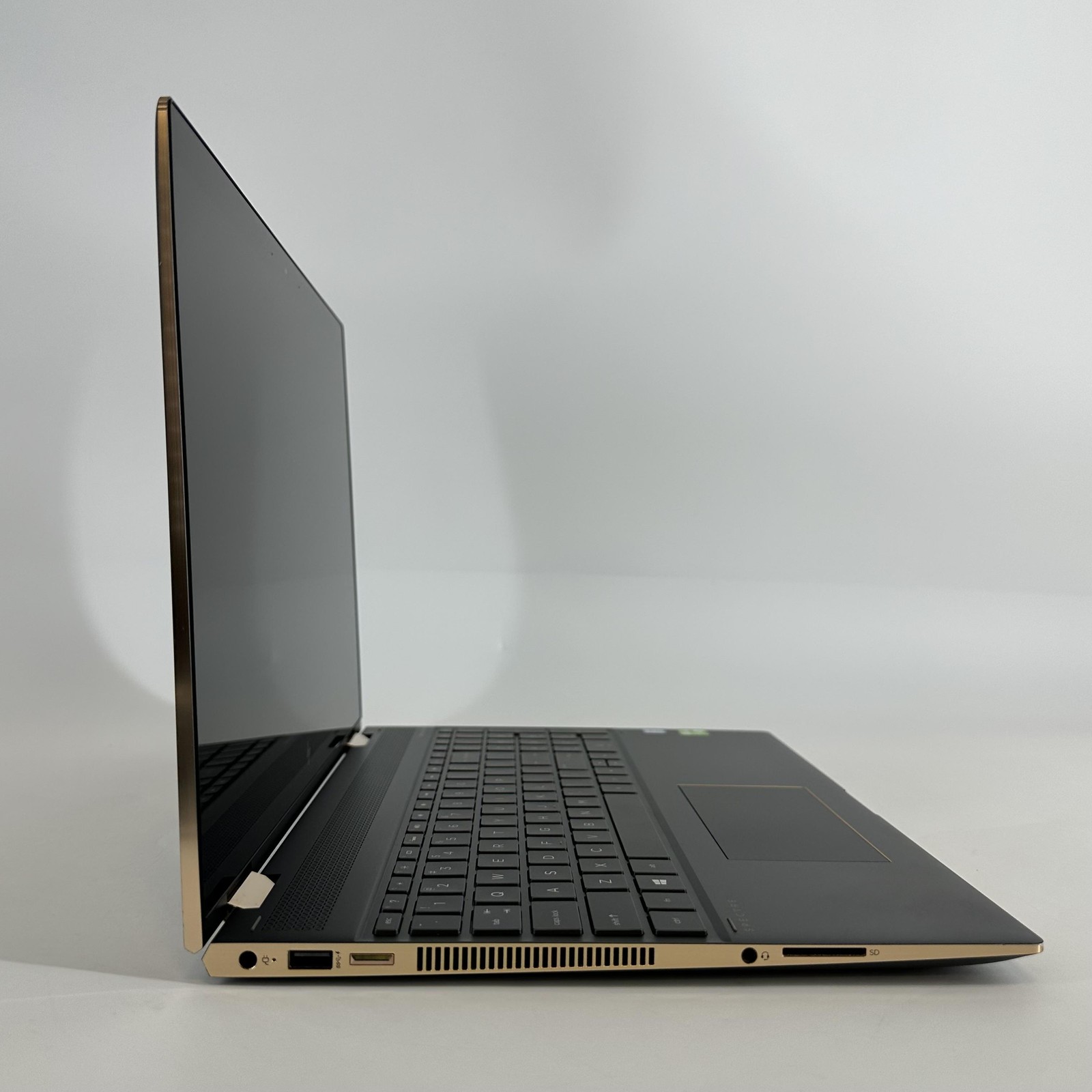 HP Spectre 15 x360 4K TOUCH i7-8550U 1.80GHz 16GB 512GB SSD MX150 Excellent