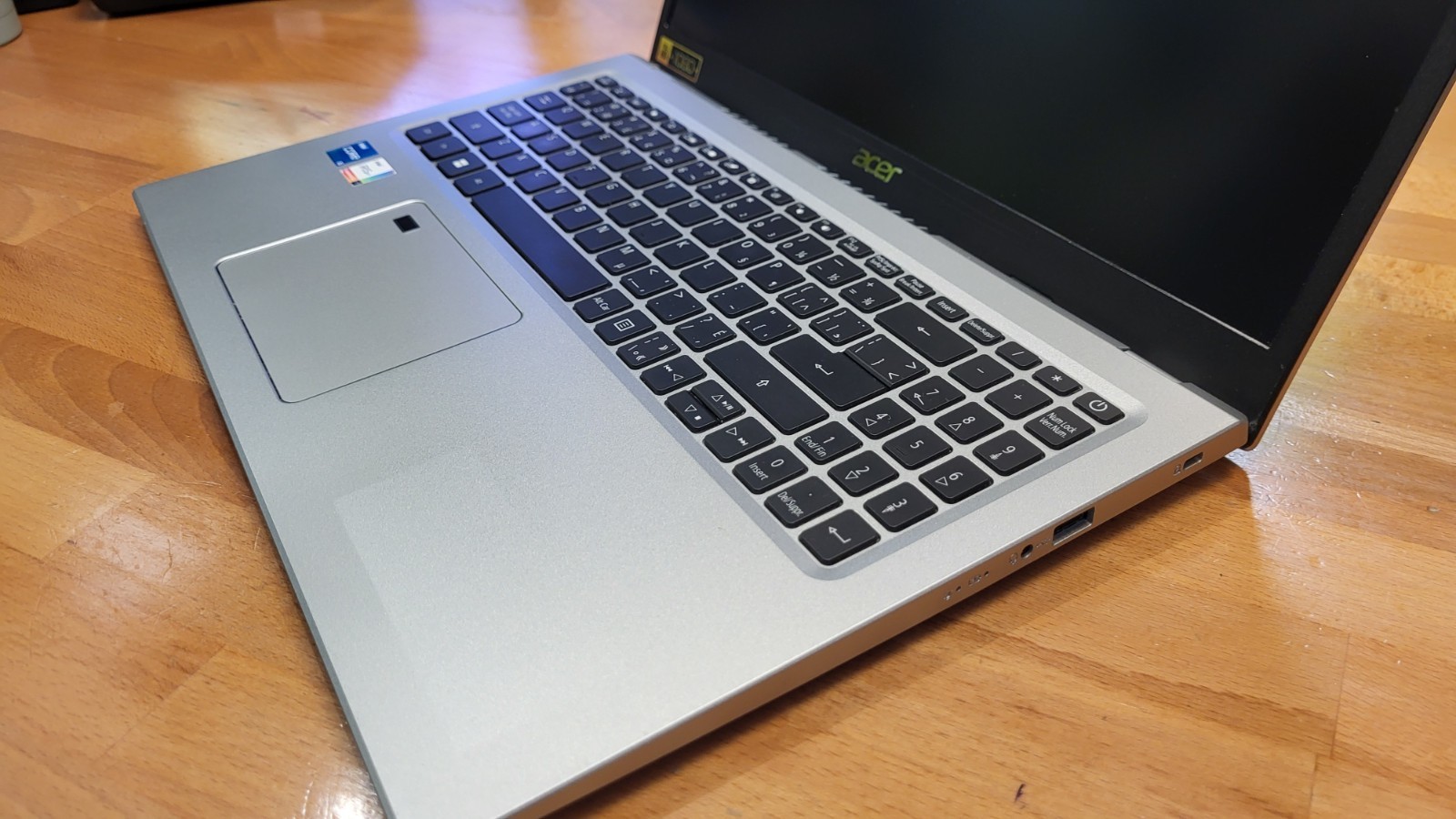 Acer Aspire 5 A515-56 Intel i5 11th Gen 12GB / 256GB 15.6″ Laptop