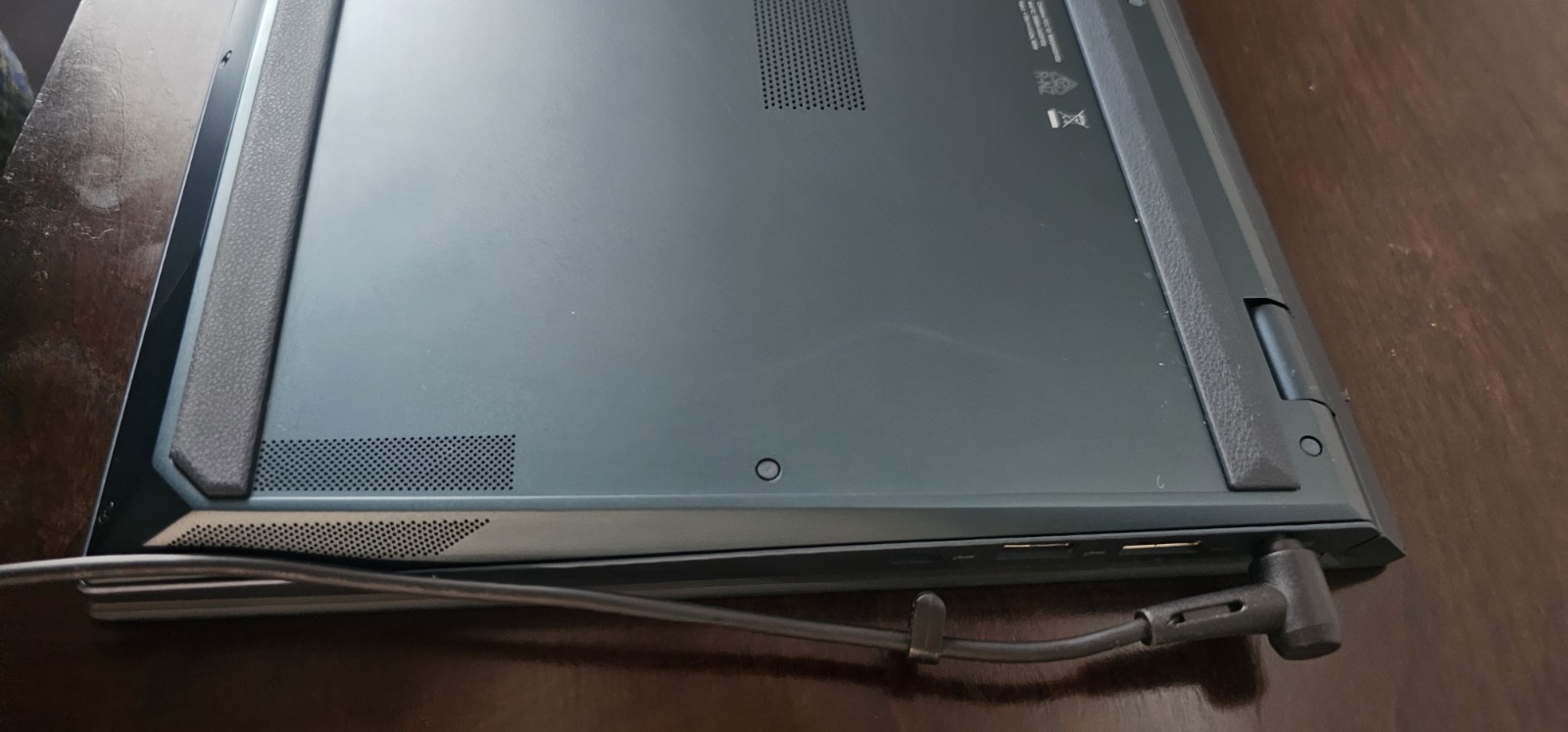 asus zenbook ux481fl dual screen laptop, nvidia mx250, 1tb ssd