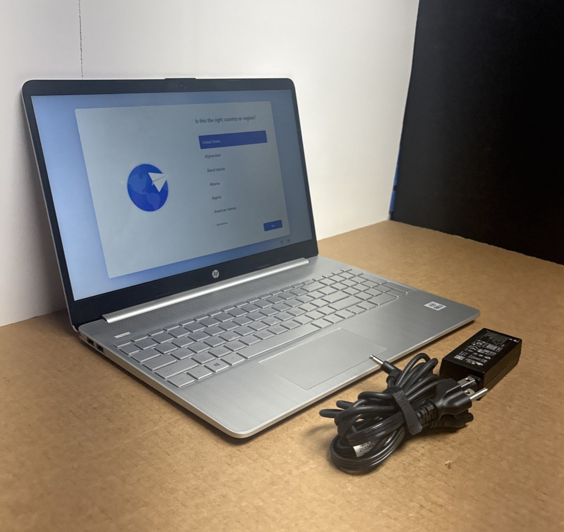 HP Laptop 10th Gen Intel Core i3 processor 8GB RAM 256GB SSD 15-dy1042cl