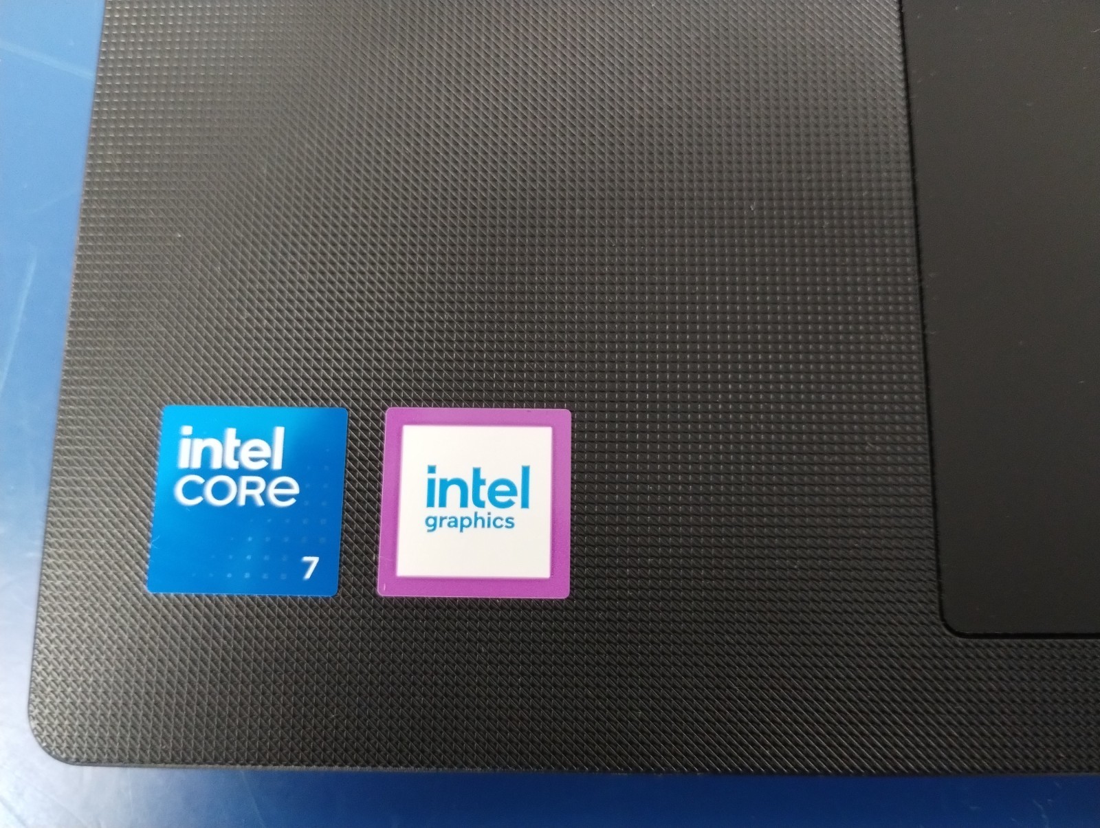 Lenovo V15 G5 IRL, Intel Core 7 240H, 2.50 GHz, 16 GB RAM, 1 TB NVMe SSD