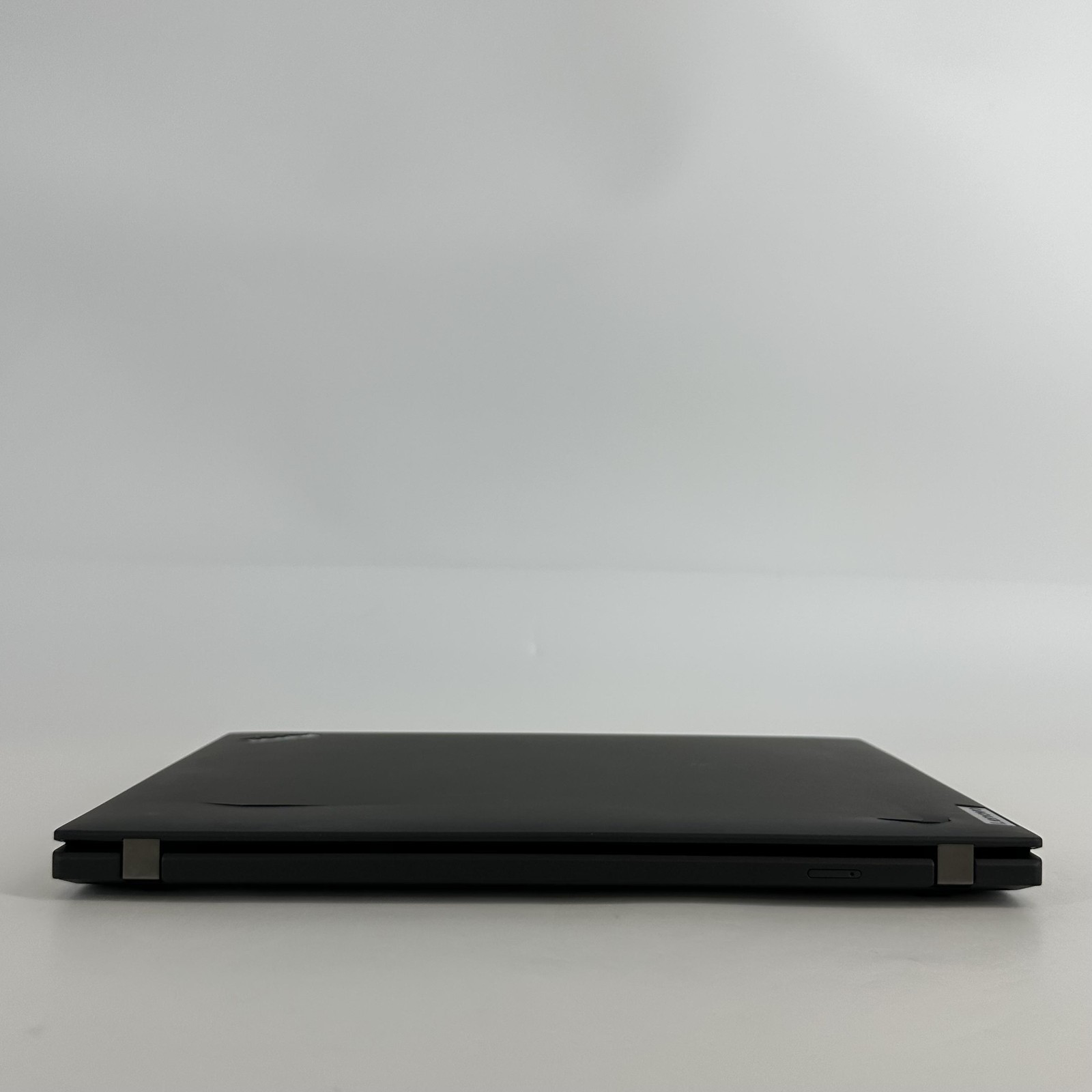 Lenovo ThinkPad P14s Gen 4 Black QHD+ i7-1360P 32GB 1TB SSD RTX A500 FRAME SPLIT