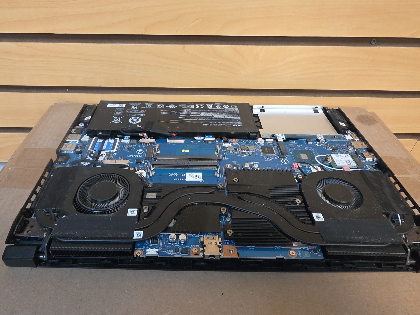 Acer Nitro 5 Gaming laptop RTX 3050 Intel i5 10300h 144hz screen – PARTS /REPAIR