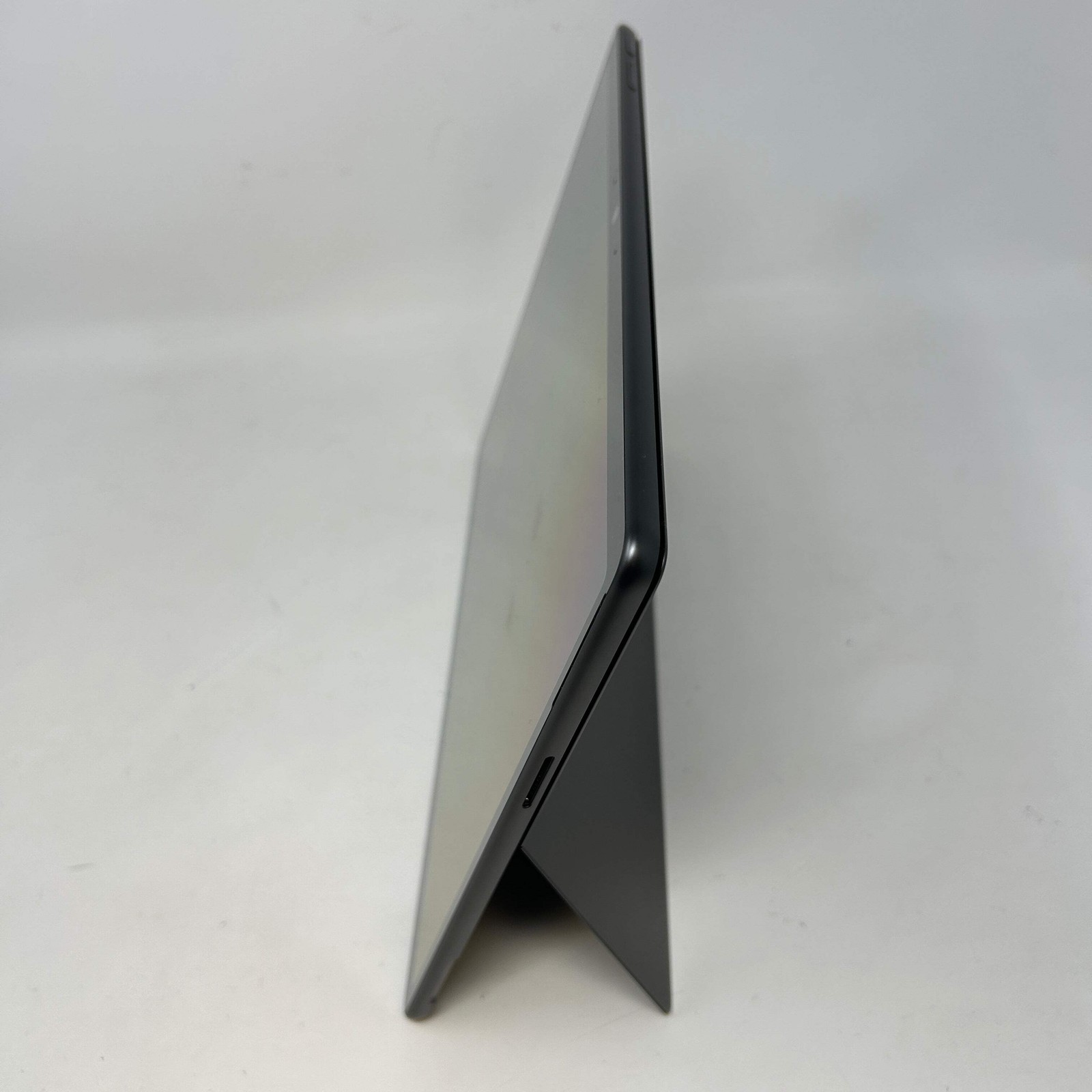 Microsoft Surface Pro 11 2076 13″ Snapdragon X Elite 3.4GHz 16GB RAM 1TB SSD