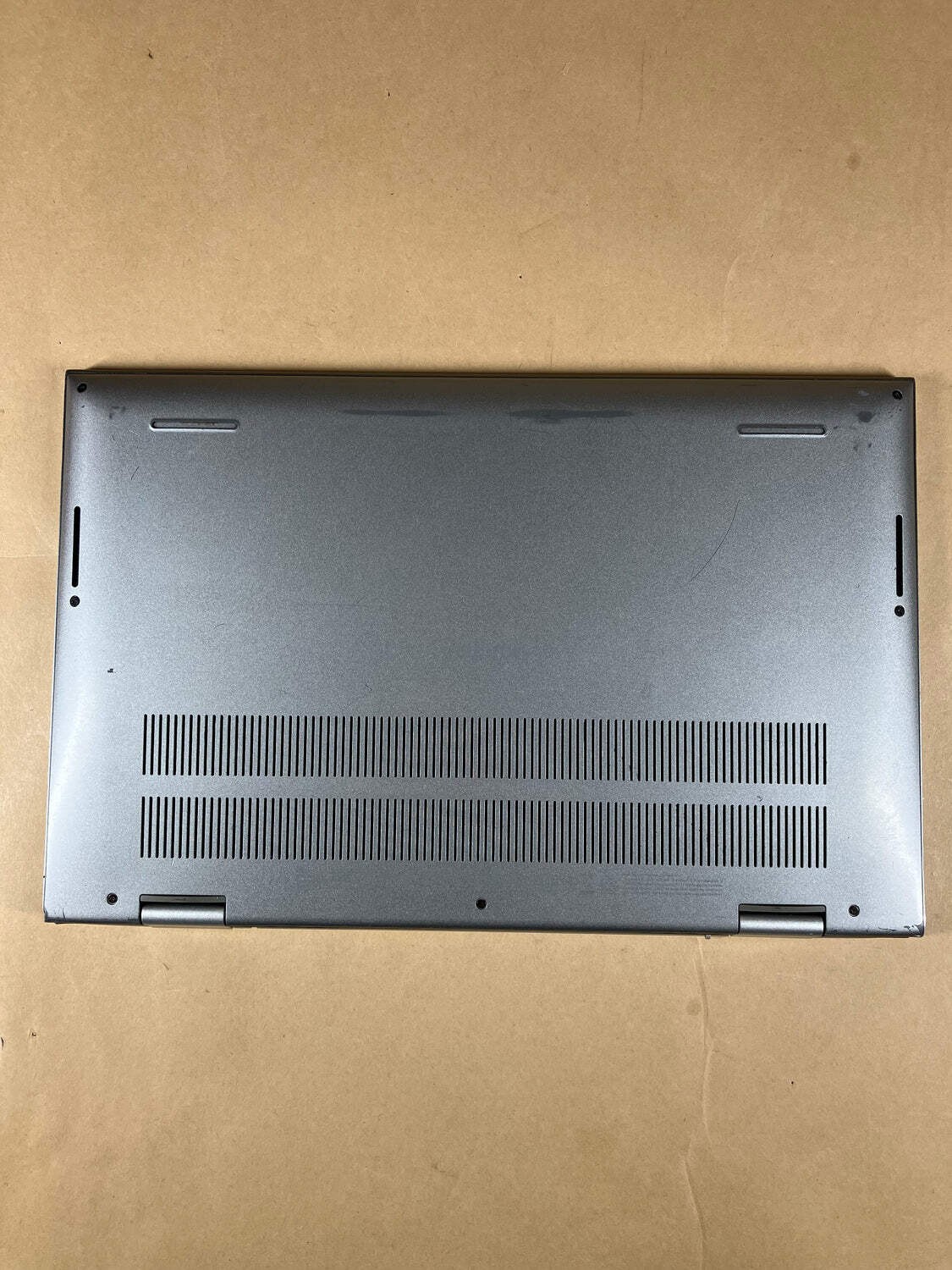 Dell Inspiron 7490 14″ i5-10210U 2.1GHz 8GB RAM 256GB SSD