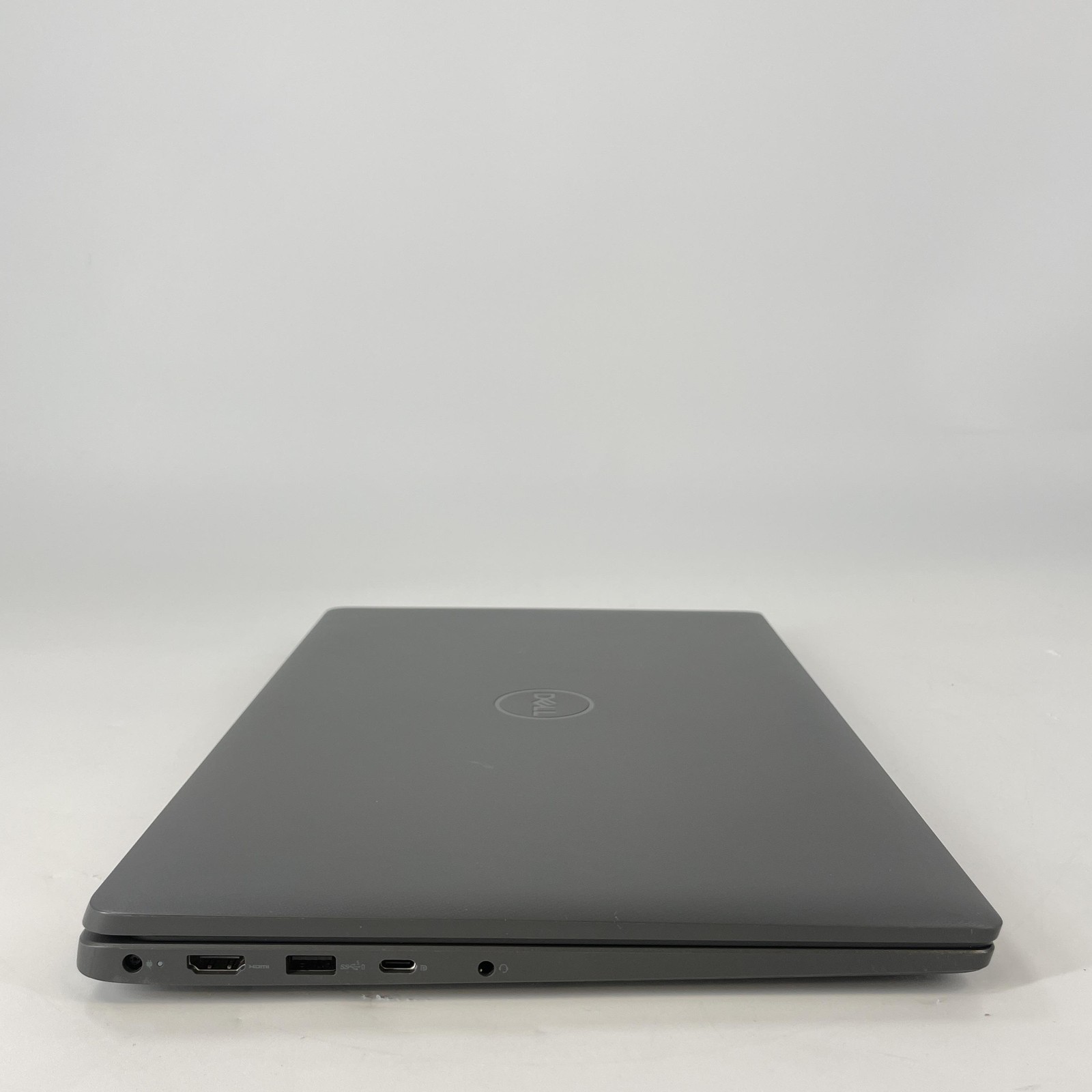 Dell Latitude 3540 15.6 Black FHD 1.3 GHz i5-1335U 16GB 256GB SSD – Good