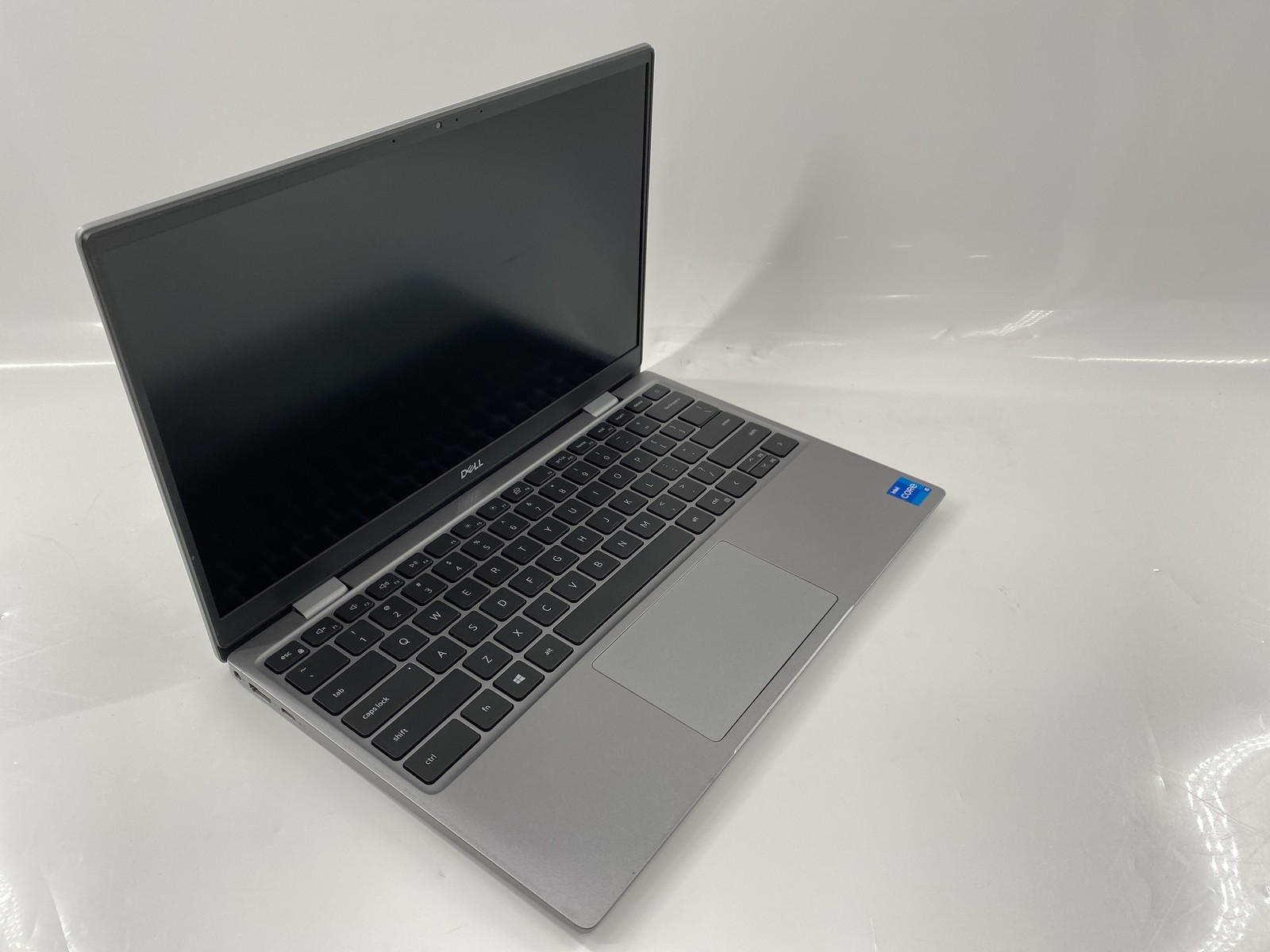 Dell Latitude 3320 13.3″ Core i5 | 16GB 256GB-SSD | Fair Condition*