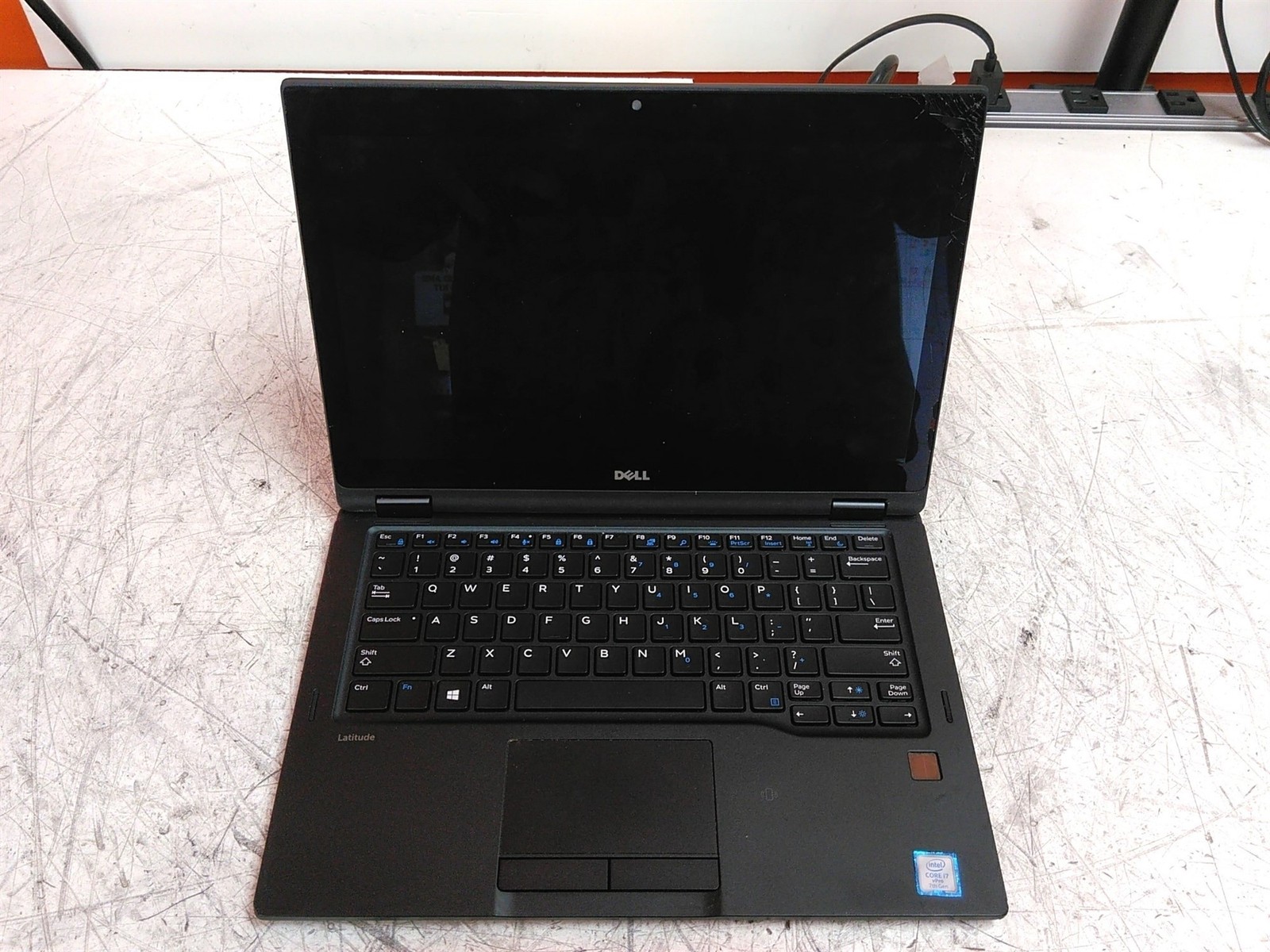 No Power Dell Latitude 5289 12″ Laptop Intel Core i7 7th Gen No Ram No HD AS-IS