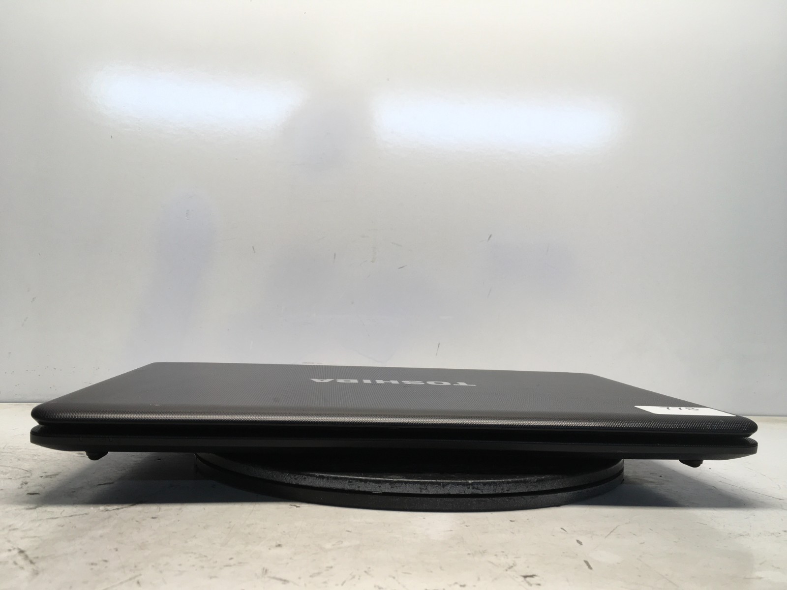 Toshiba Satellite C675-S7103 Intel Pentium Dual-Core B960 2.2GHz 4 GB NO HDD