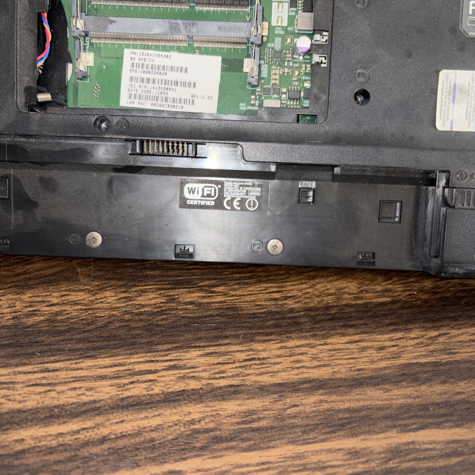 Toshiba Satellite C655-S5125 FOR PARTS.