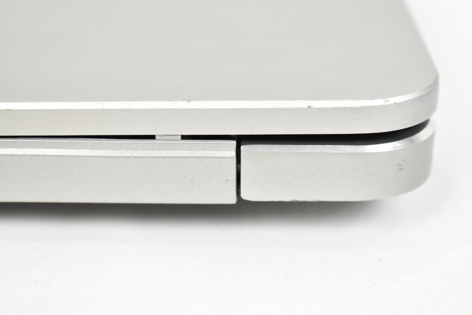 Dell Inspiron 15 7537 Laptop i7-4500U 1.8GHz 8GB 120GB SSD Parts or Repair Only