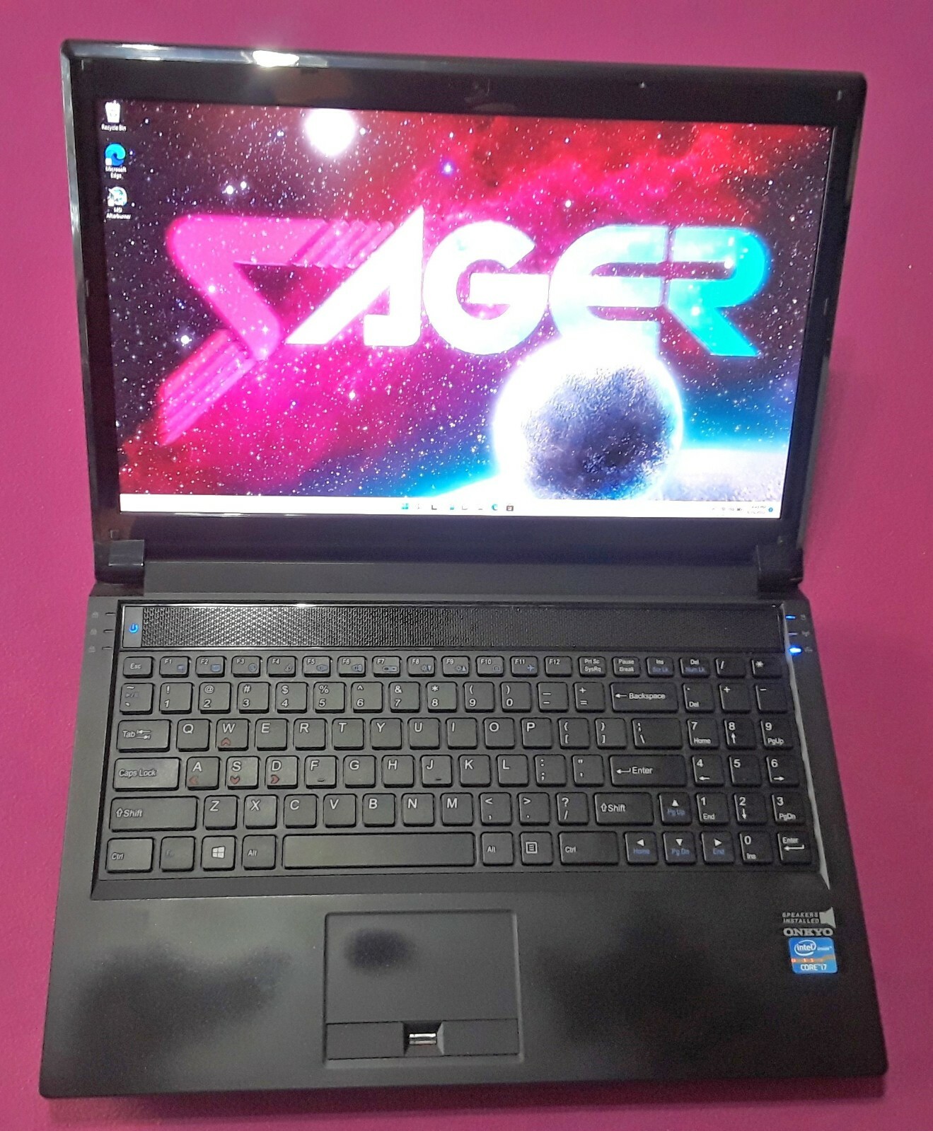 Sager Clevo P151EM1 laptop I7-3740qm 2.7-3.7Ghz 16GB 512GB NVIDIA Quadro P3000