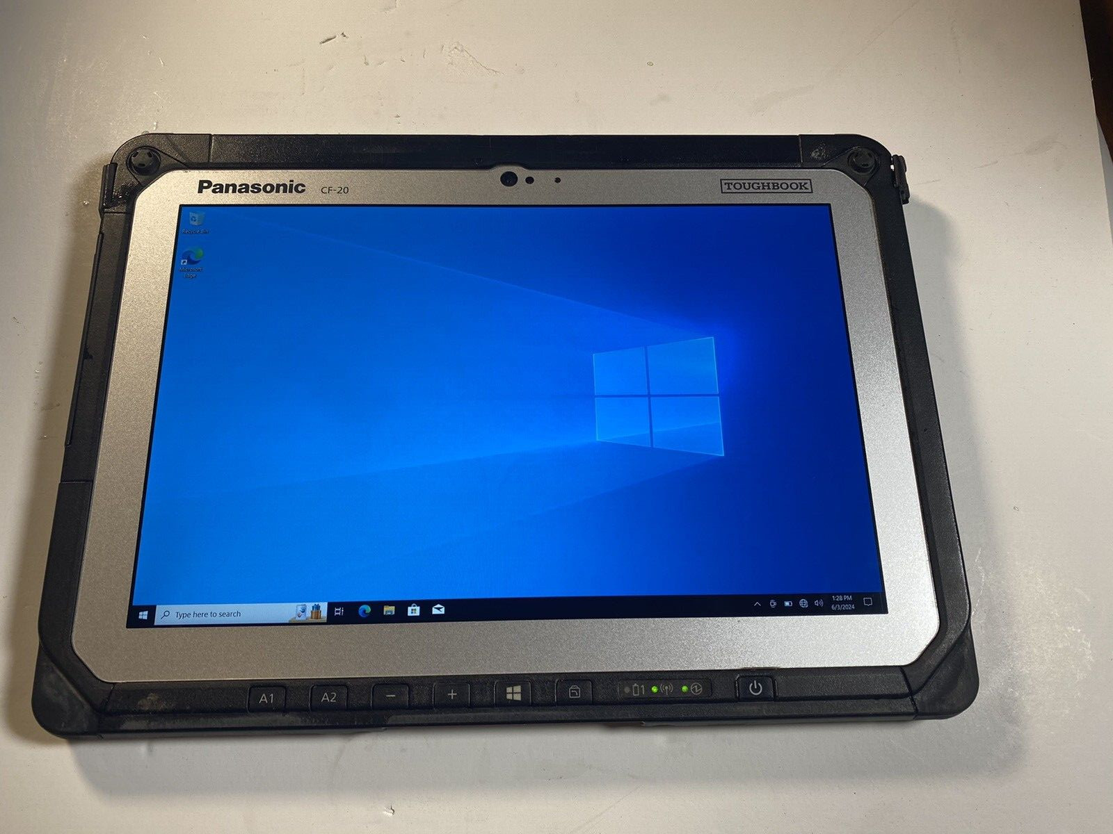 Panasonic ToughBook CF-20 10.1″ Touch M5-6Y57 1.1GHz 8GB 128gb SSD WWAN 4G LTE
