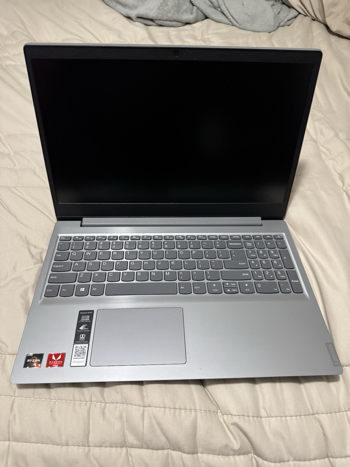 Lenovo IdeaPad S145-15API, AMD Ryzen 3 3200U @ 2.6GHz, 8GB RAM, 256GB SSD, W11P