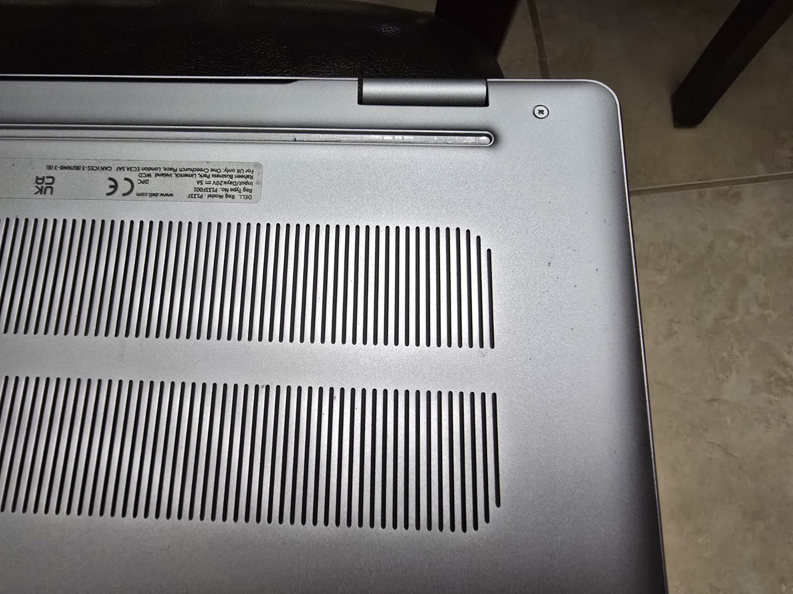 Dell Inspiron 16″ 7640 2-in-1 FHD+ Touch Ultra 7 155H 16GB RAM 1TB SSD Laptop