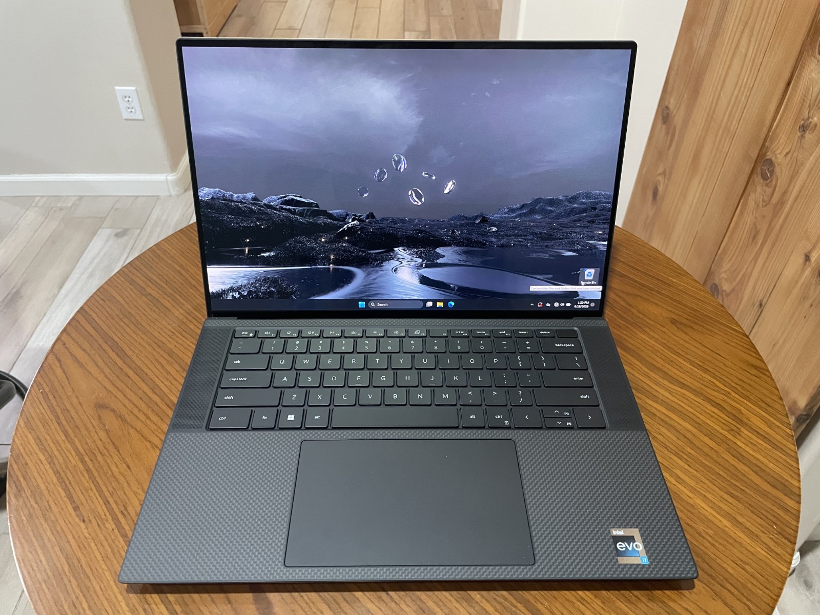 Dell XPS 15 9530 3.5K OLED Touch i7-13700H 32GB 1TB SSD RTX 4050 – 100% Battery