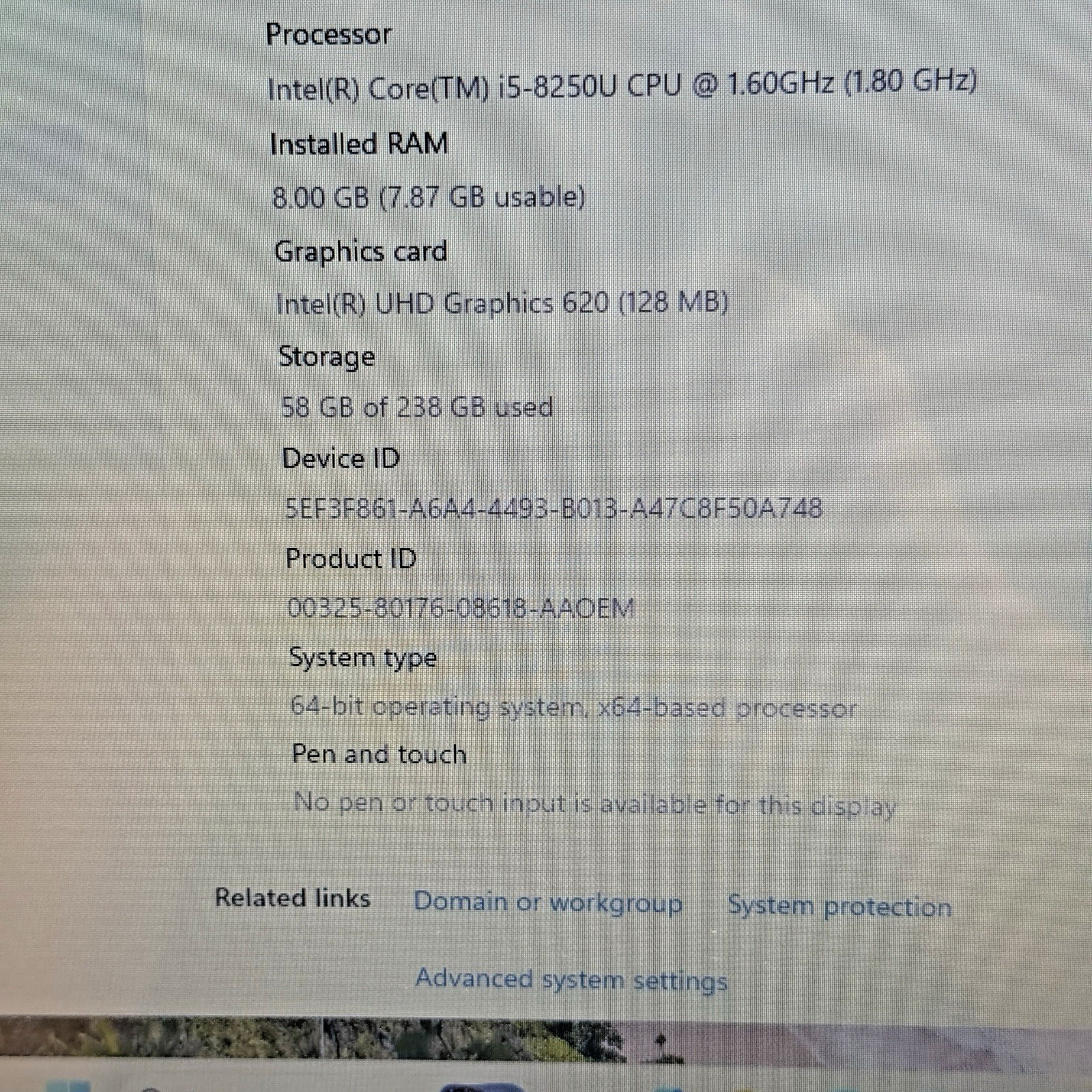 HP 14-cf0051od 14″ Laptop i5-8250U 8GB RAM 256GB SSD Windows 11 w/OEM Charger