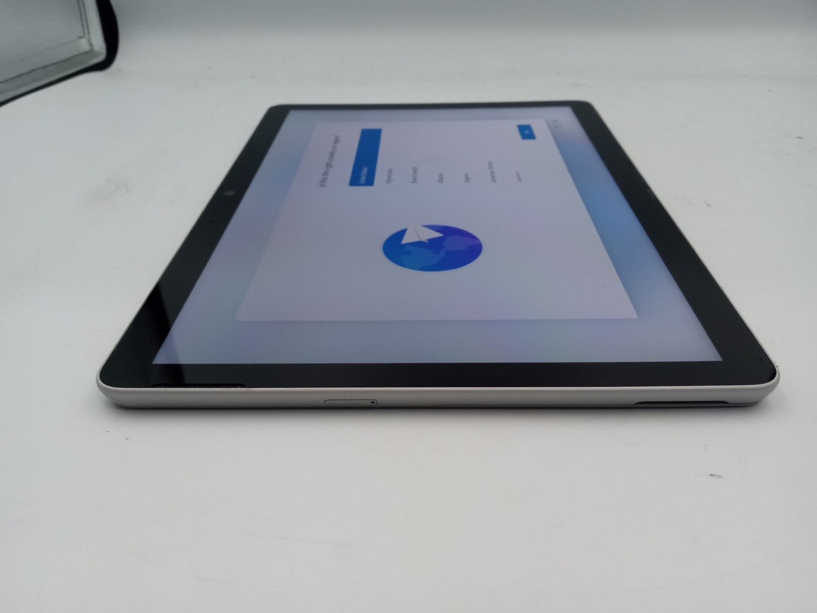 Microsoft Surface Go 3 2022 10.5″ Touch i3-10100Y 8GB RAM 256GB SSD Win11 -RR