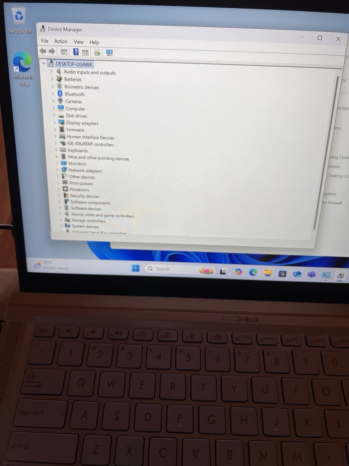 Asus zenbook Ux431f, i7-8565U , 16G Ram, UHD Intel Graphics, 256G, Win11 Pro