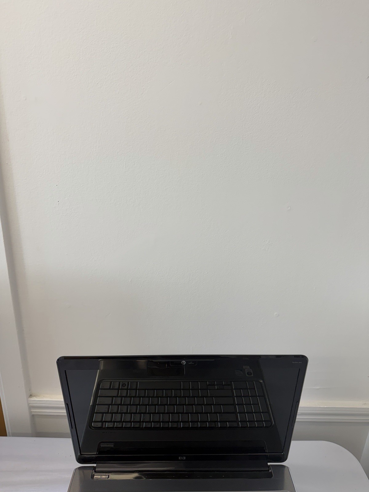 HP Pavillion dv6-1030us Laptop – Good Screen – Intel Duo T6400 – Read Des