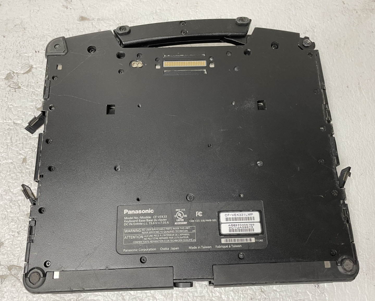 Panasonic ToughBook CF-33 i5-7300U 2.60GHz 8GB RAM 256GB SSD 2Battery No OS READ