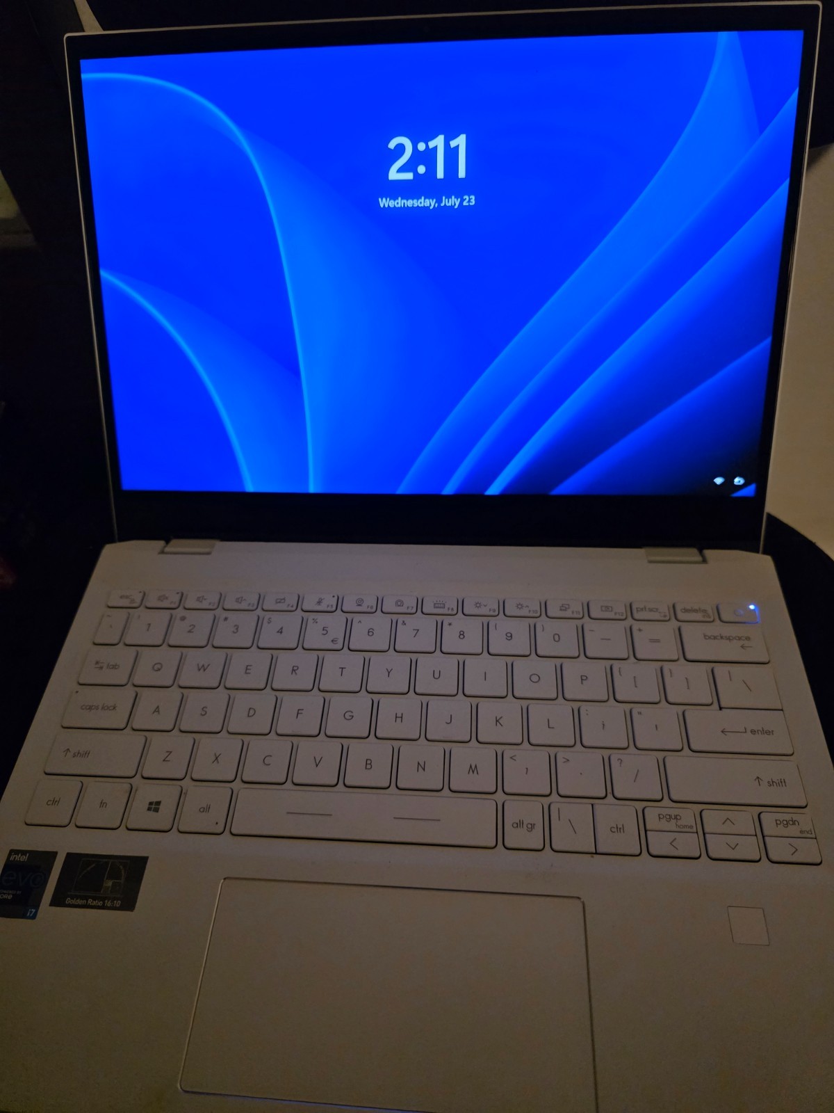 MSI Summit E13 Flip Evo 13.4in – Intel i7-1185G7, 16 GB, 512 GB, 1920×1200